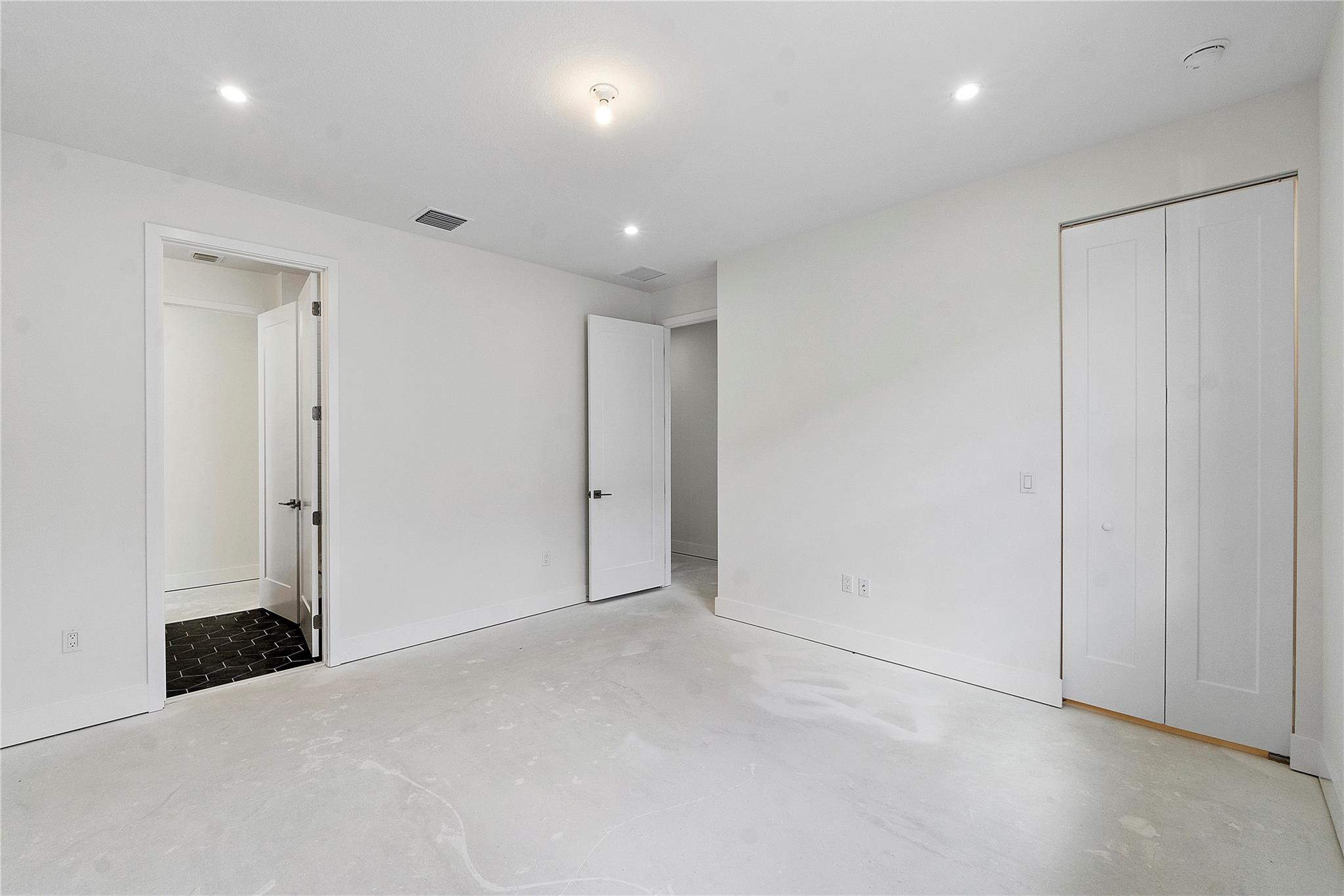 12466 Solana Bay Circle