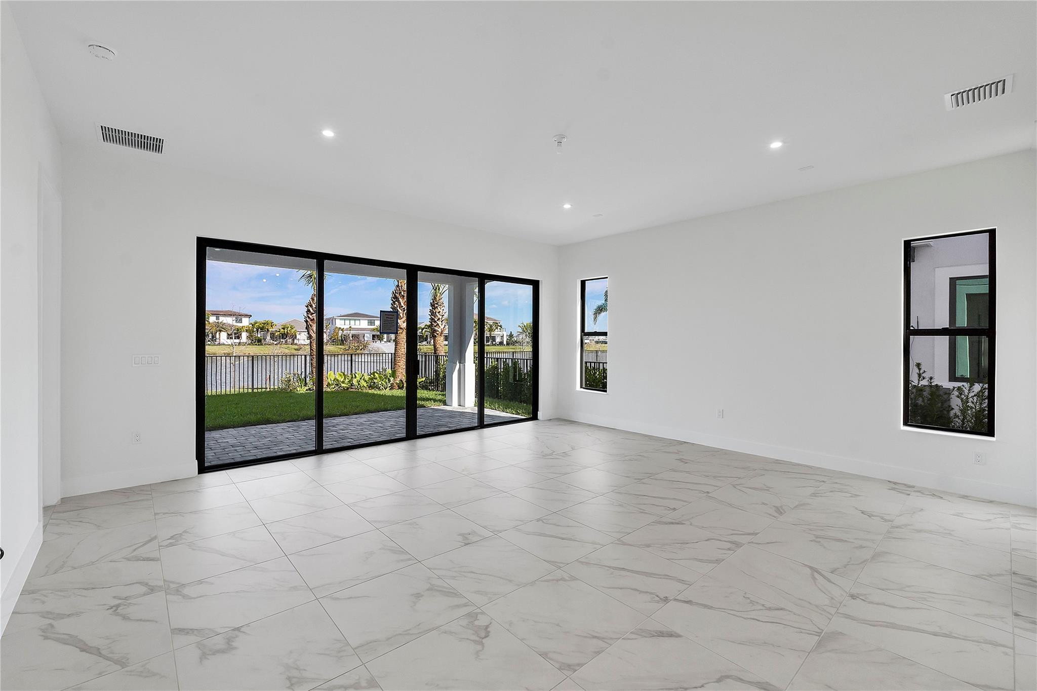12466 Solana Bay Circle