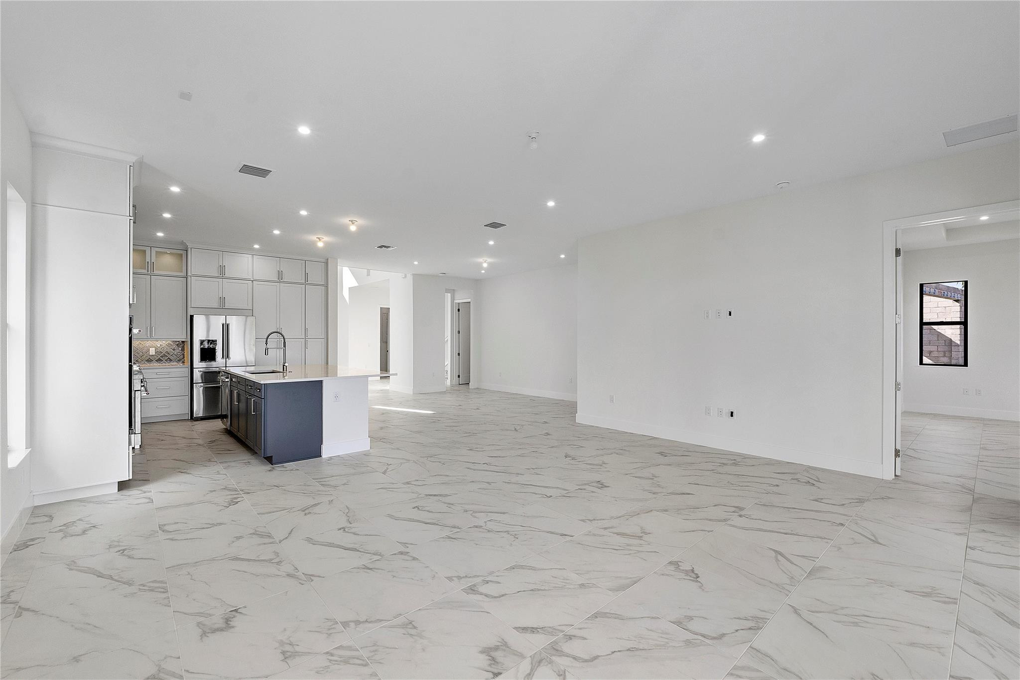 12466 Solana Bay Circle