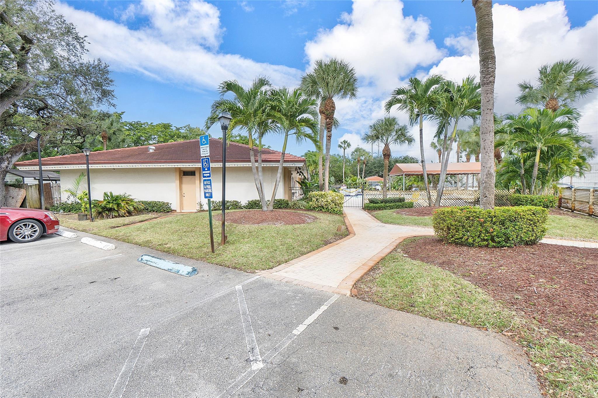 5530 NW 44th Street 215 C