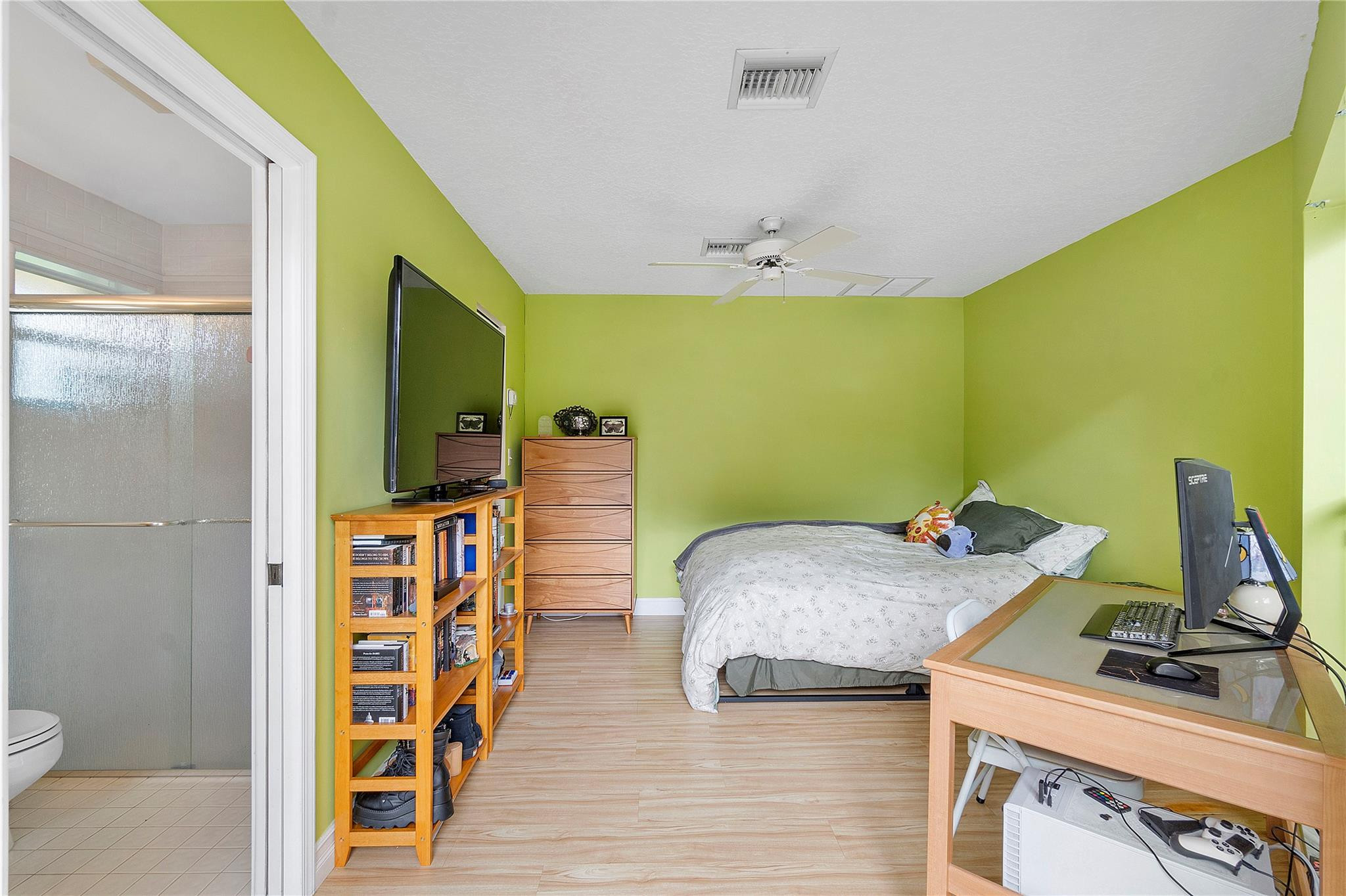 5920 NW 97th Drive