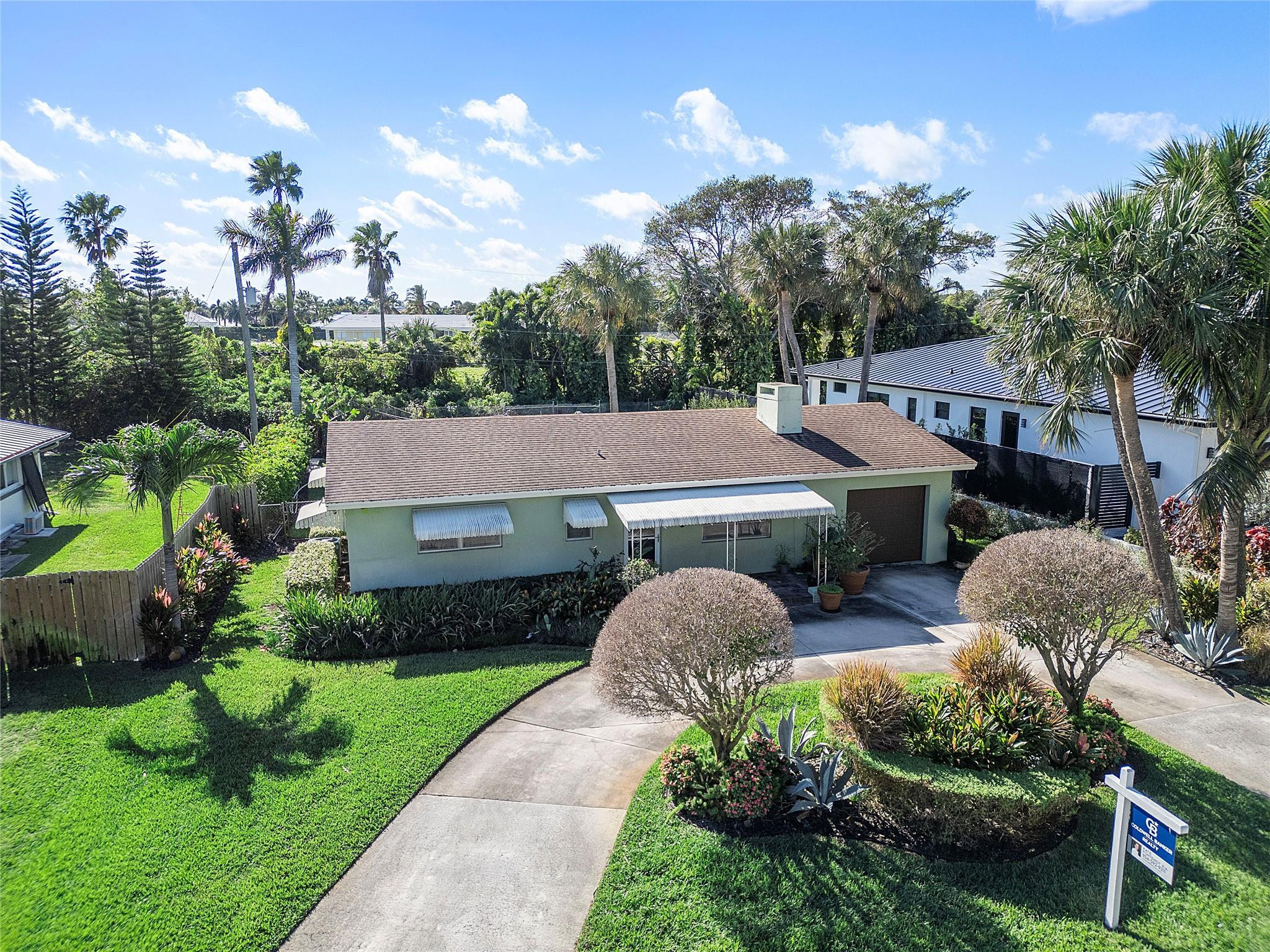 908 Roberts Road