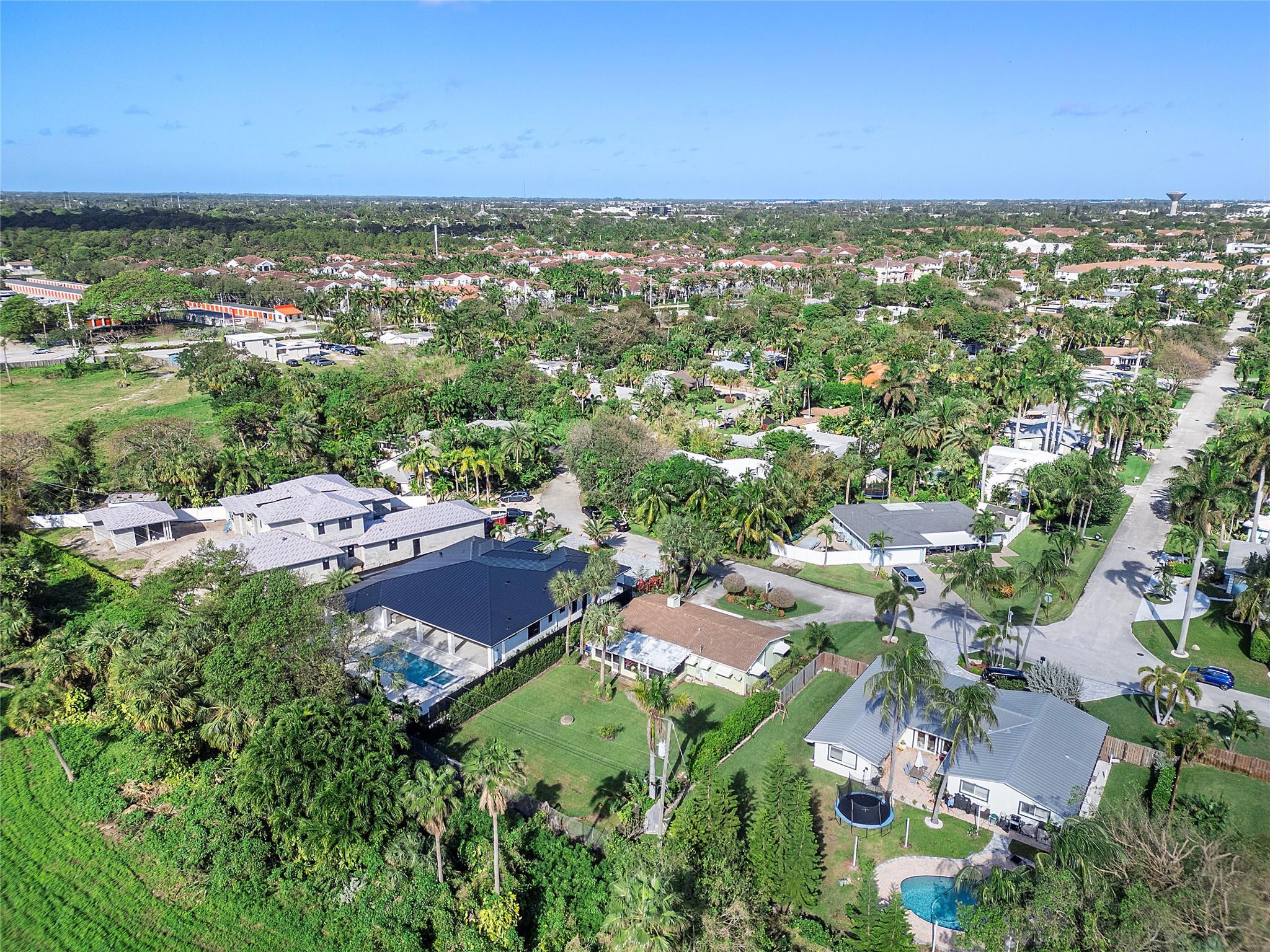 908 Roberts Road