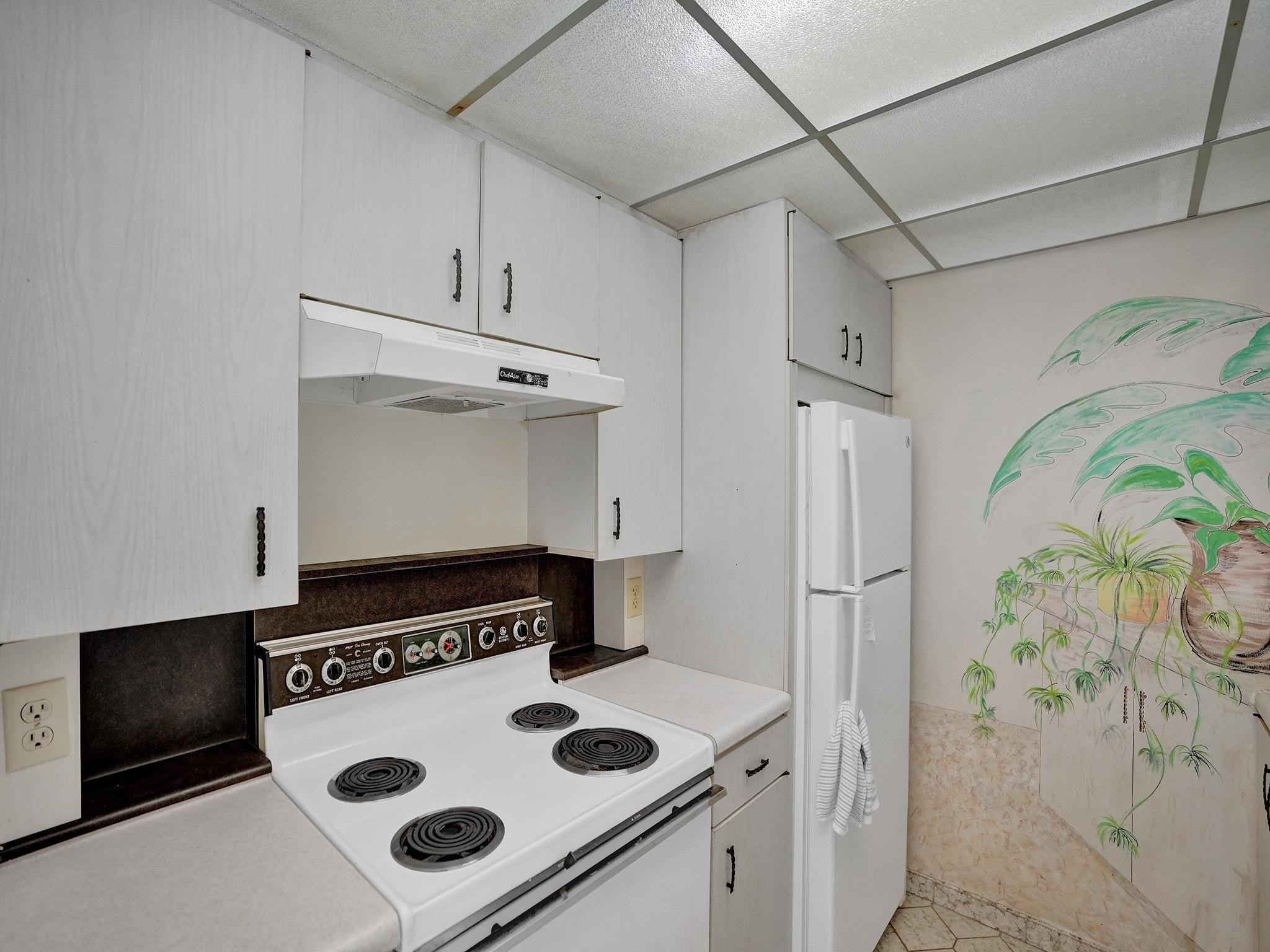 2801 Victoria Way F2