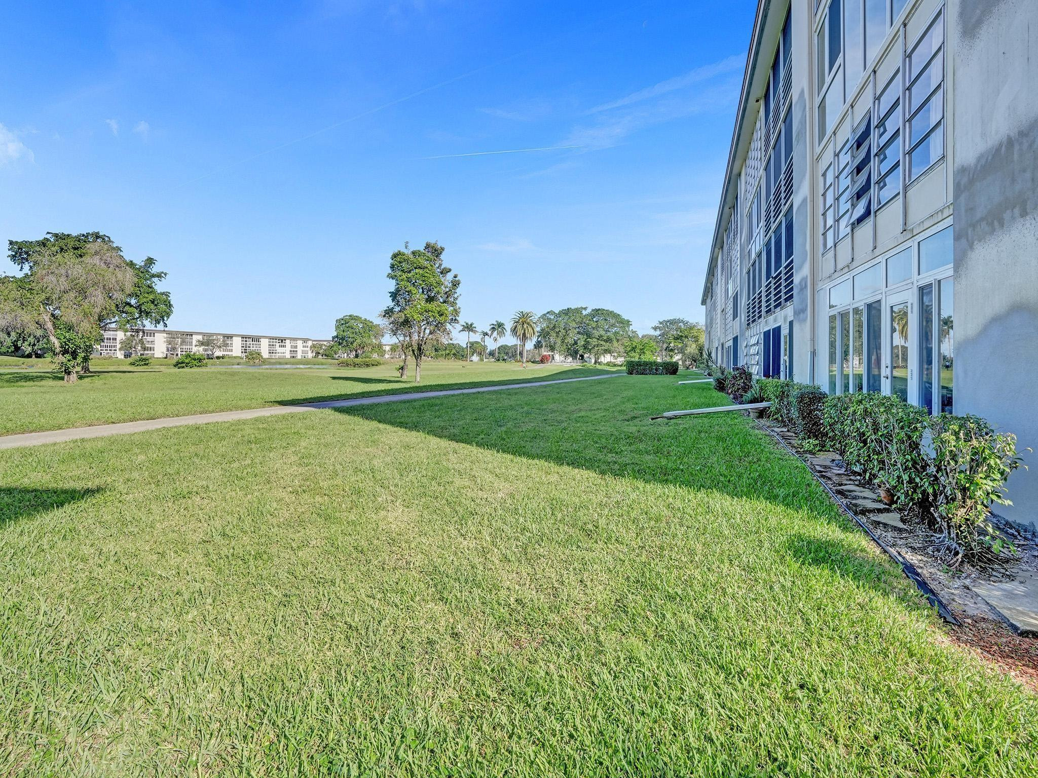 2801 Victoria Way F2