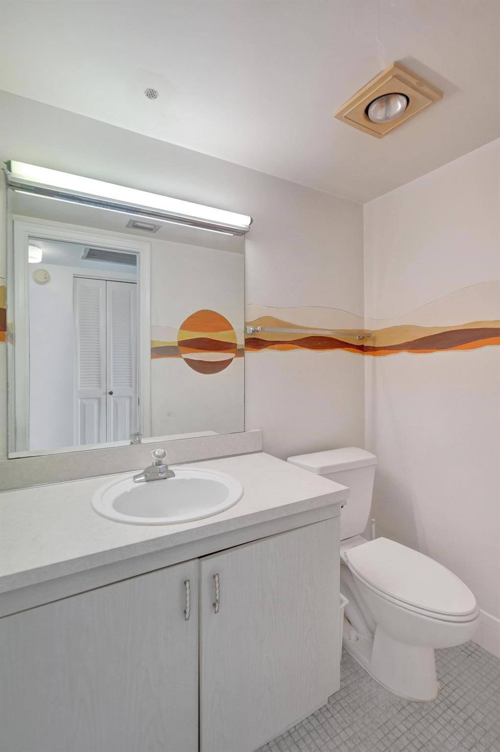 2801 Victoria Way F2