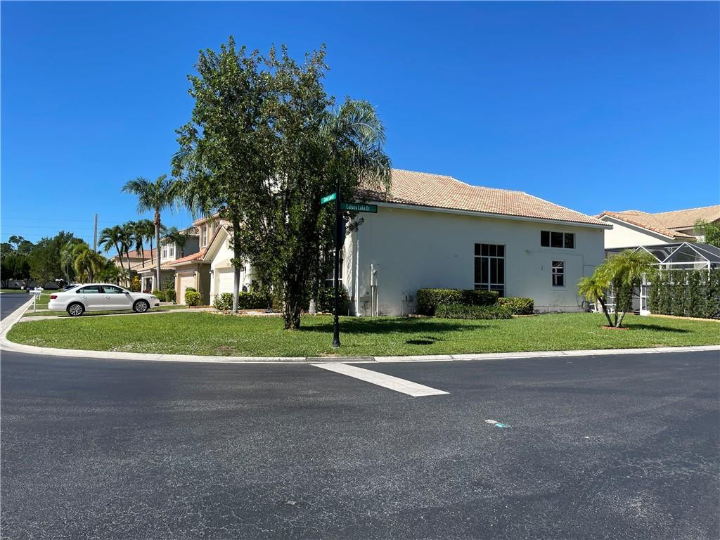 7722 Colony Lake Drive