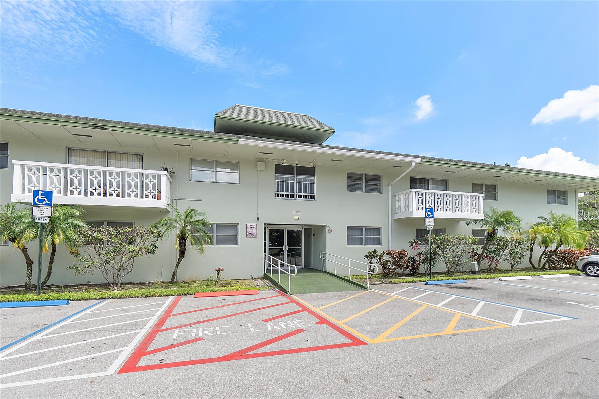 4200 NW 3rd Court 128
