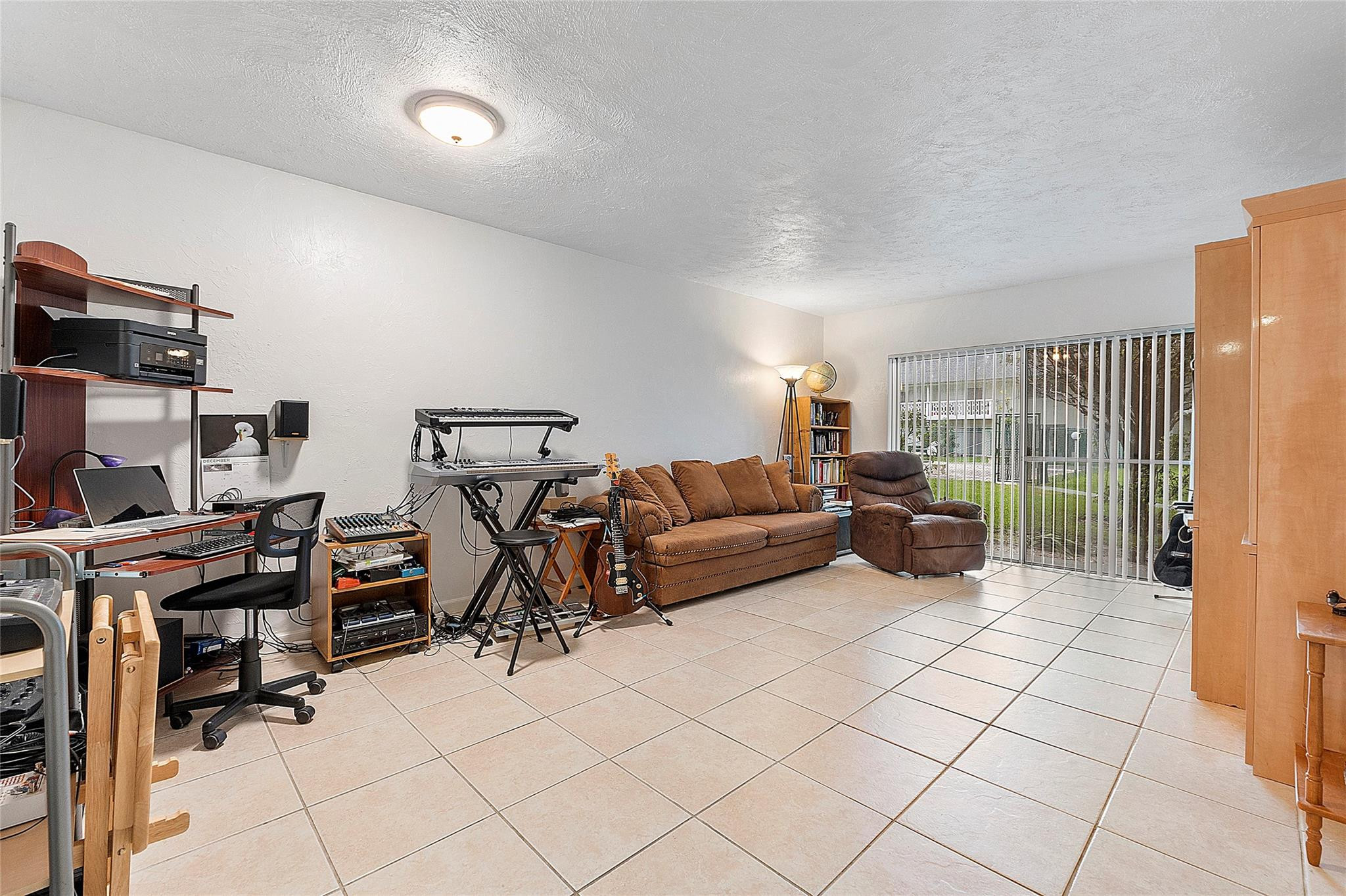 4200 NW 3rd Court 128