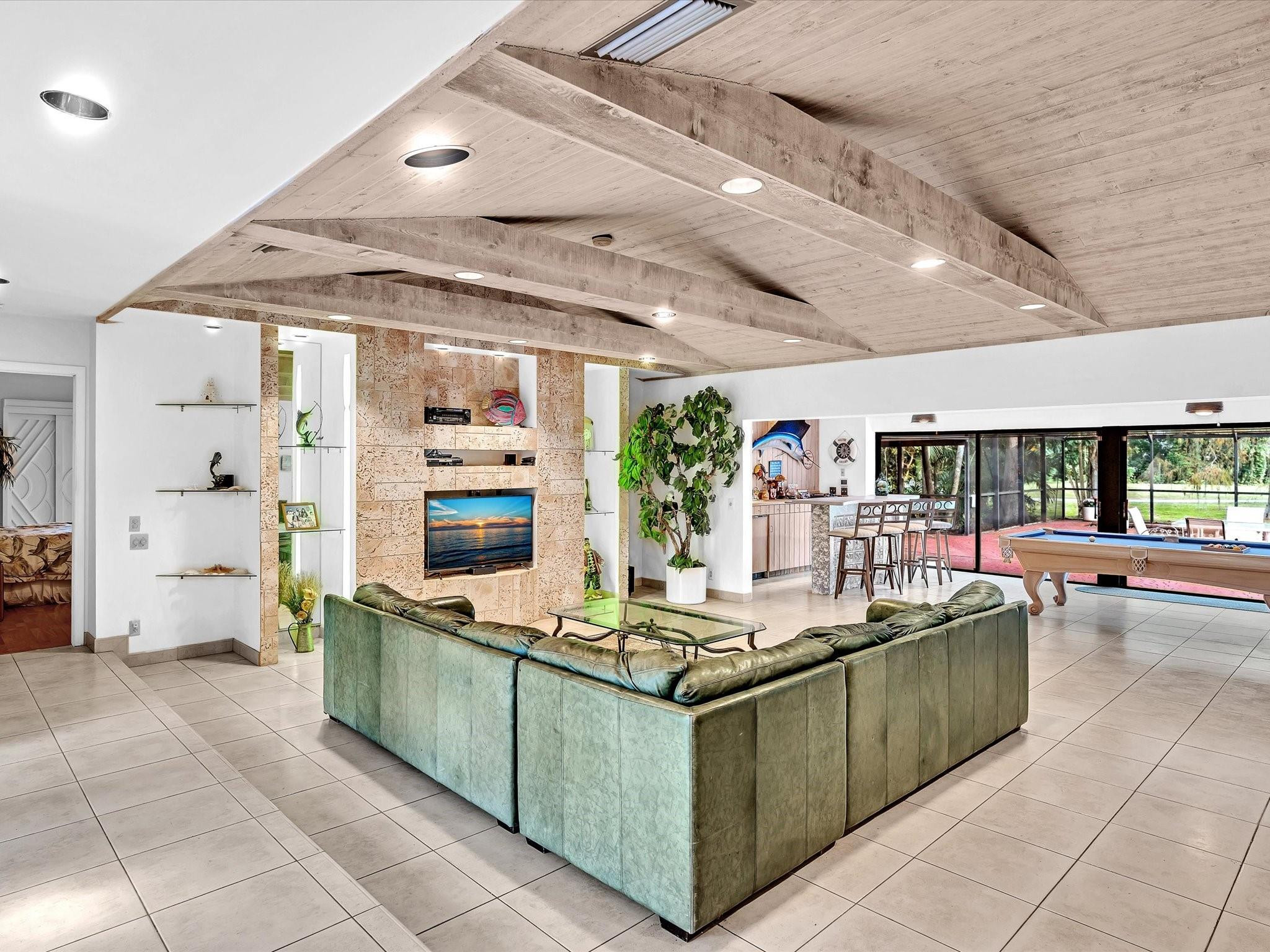7700 Banyan Terrace