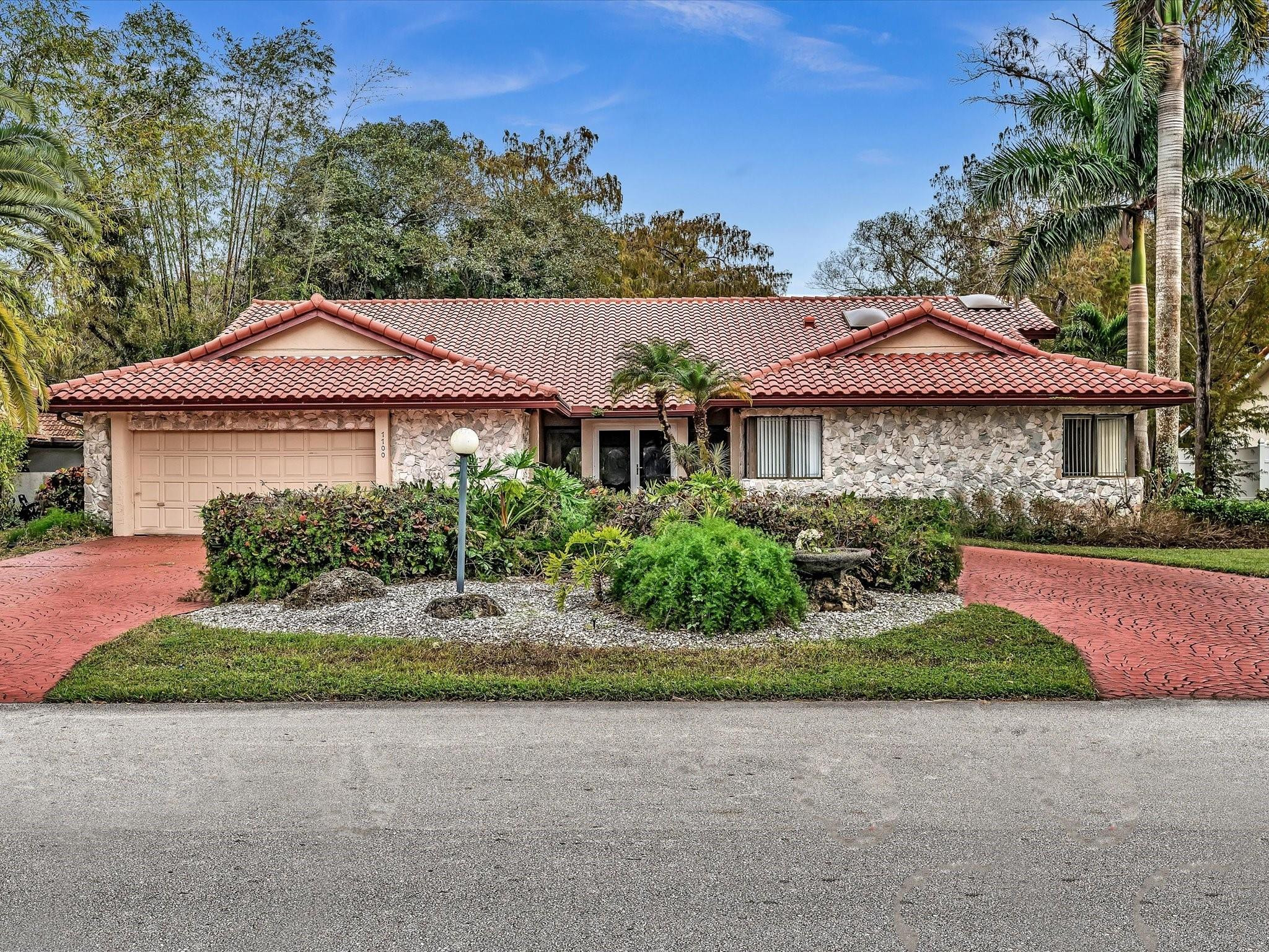 7700 Banyan Terrace