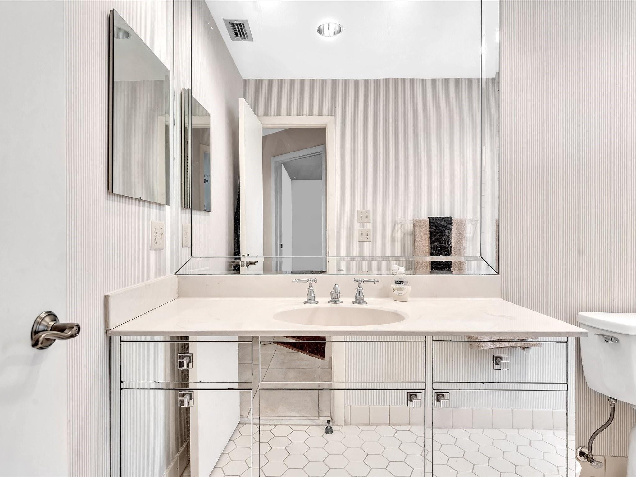 7700 Banyan Terrace