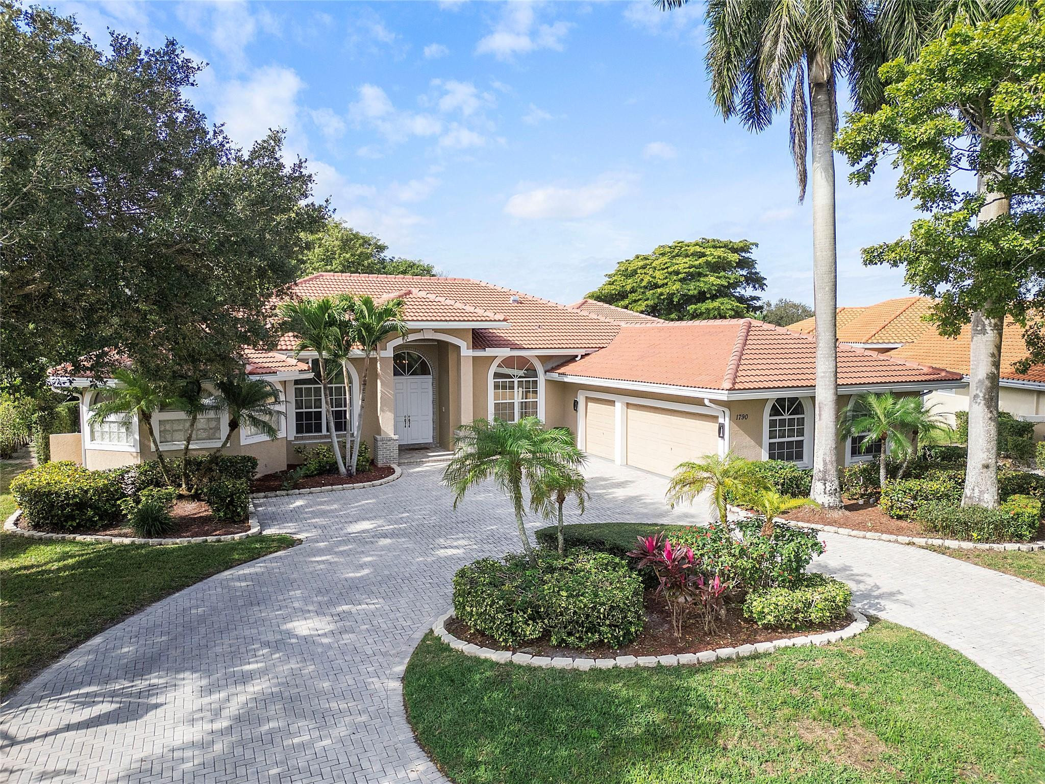 1790 NW 124th Way
