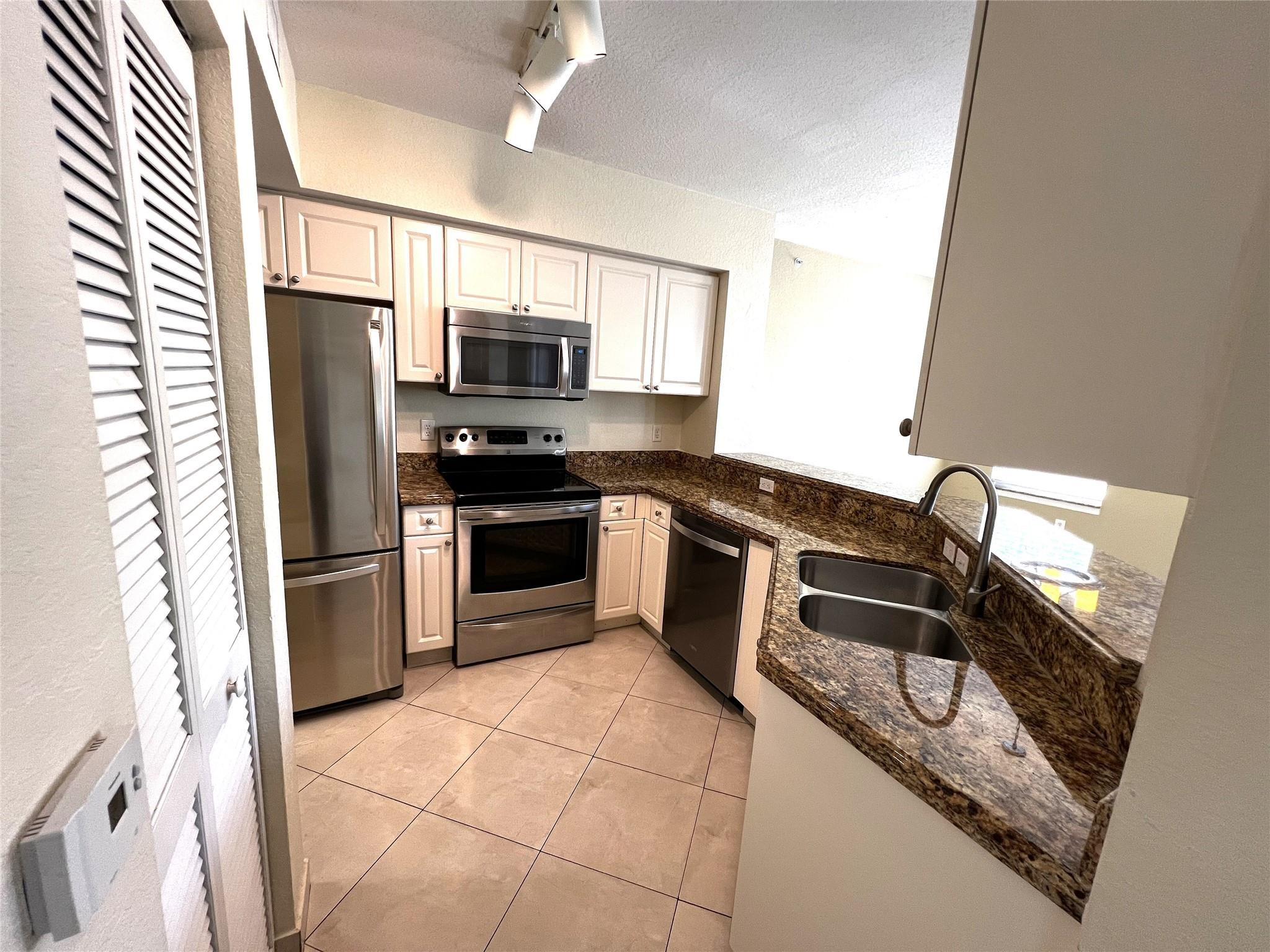 6464 W Sample Road 6464