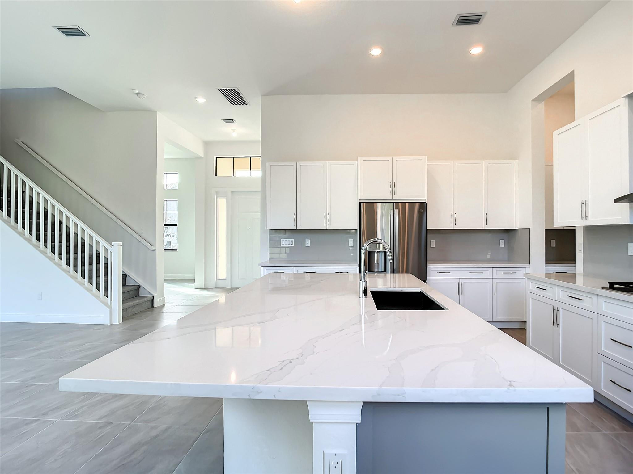 9180 Parkland Bay Drive