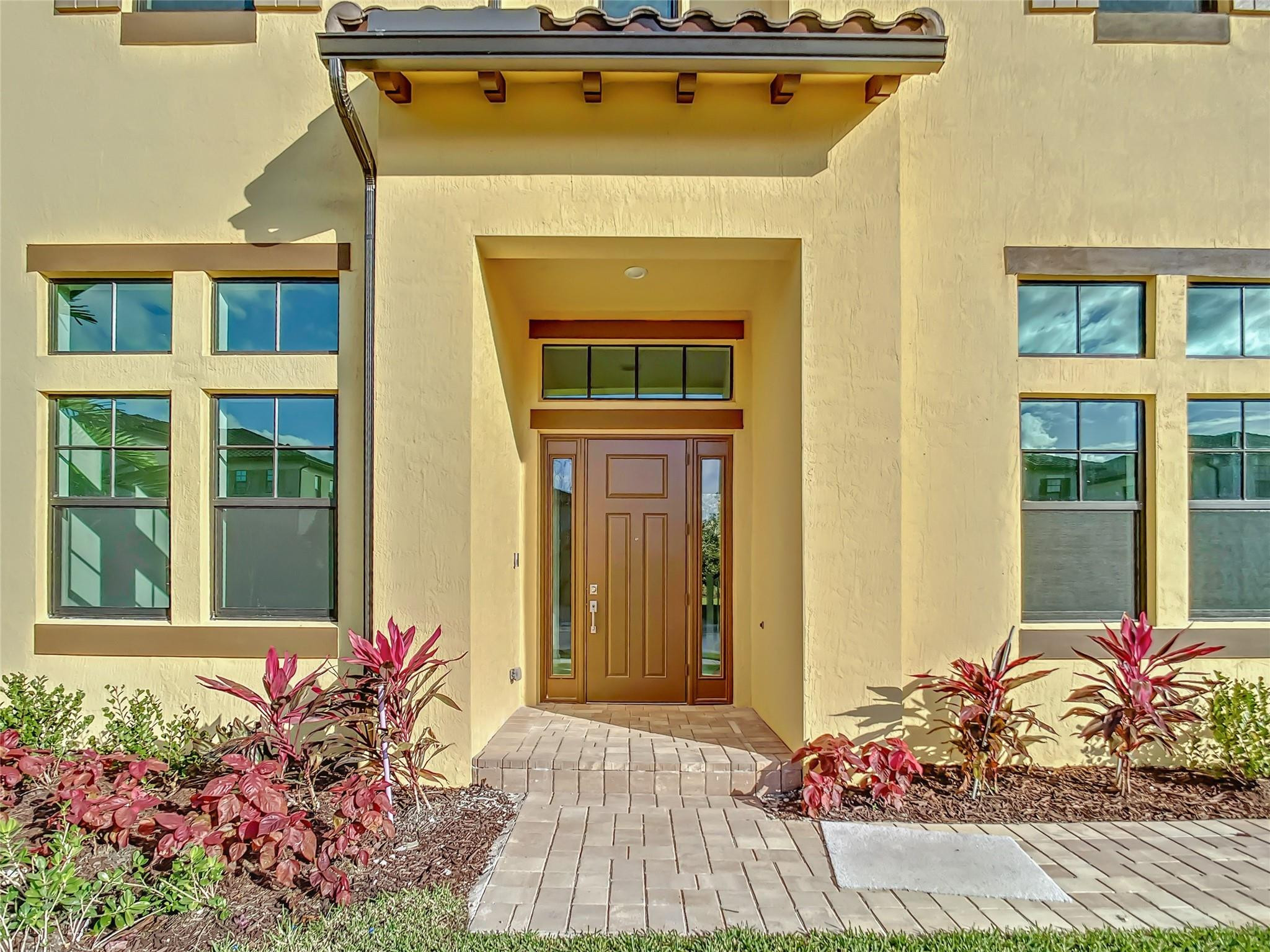 9180 Parkland Bay Drive