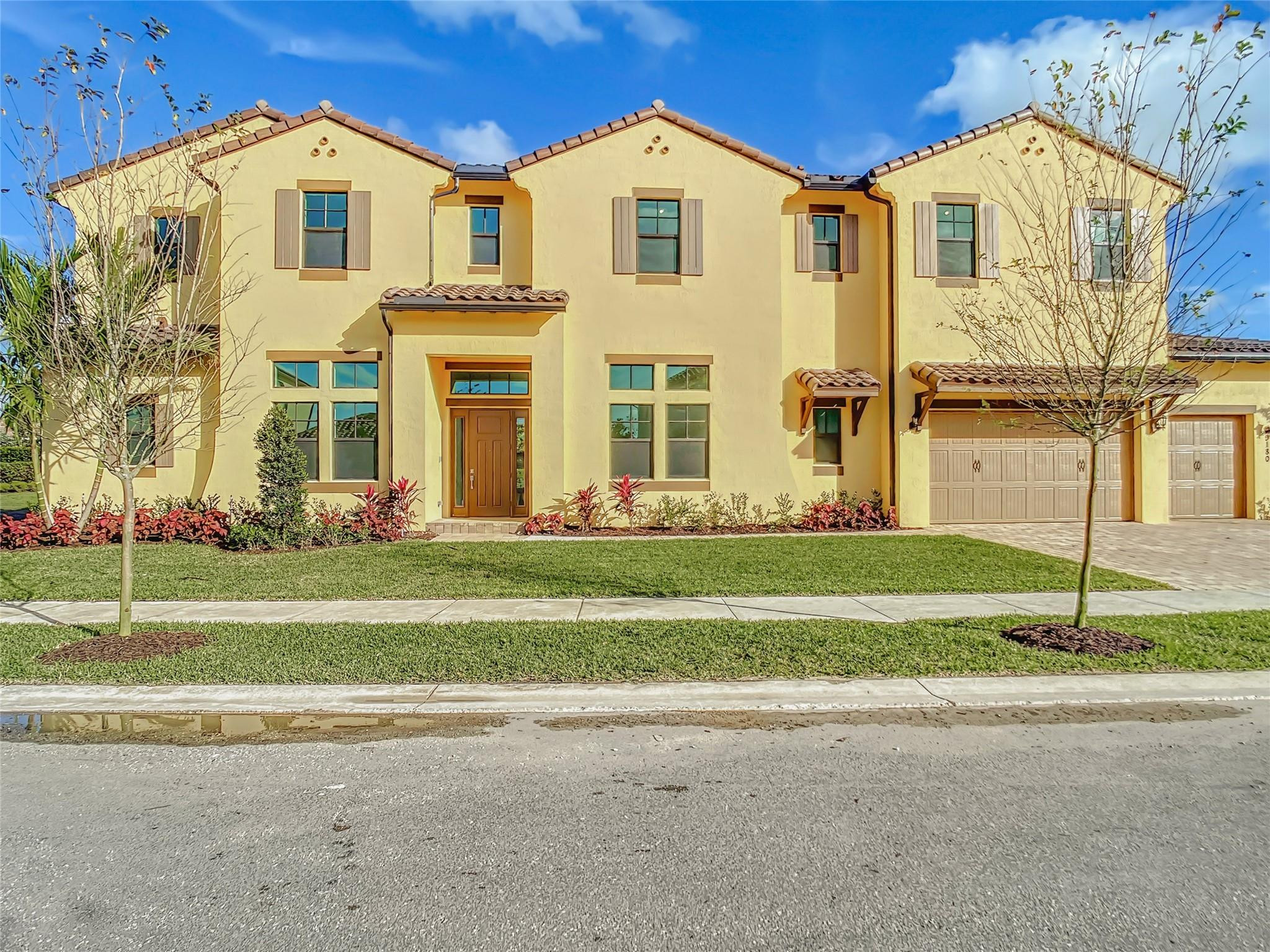 9180 Parkland Bay Drive