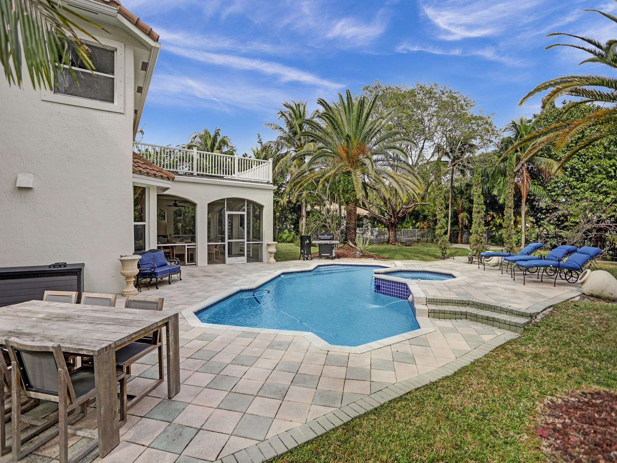 11809 NW 11 Court