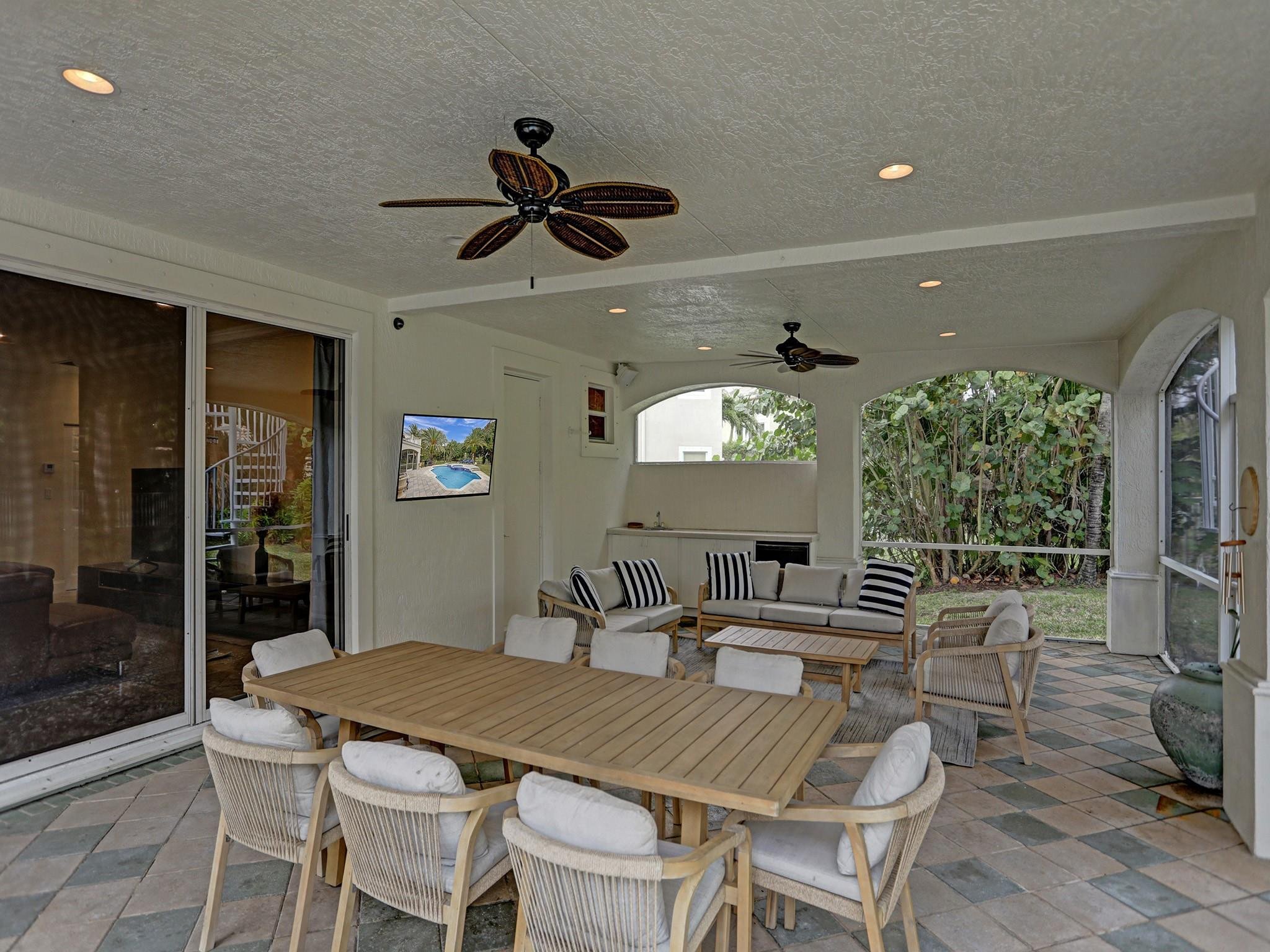 11809 NW 11 Court