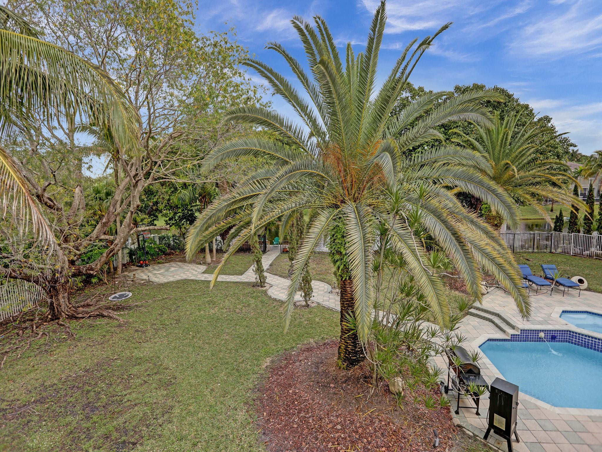 11809 NW 11 Court