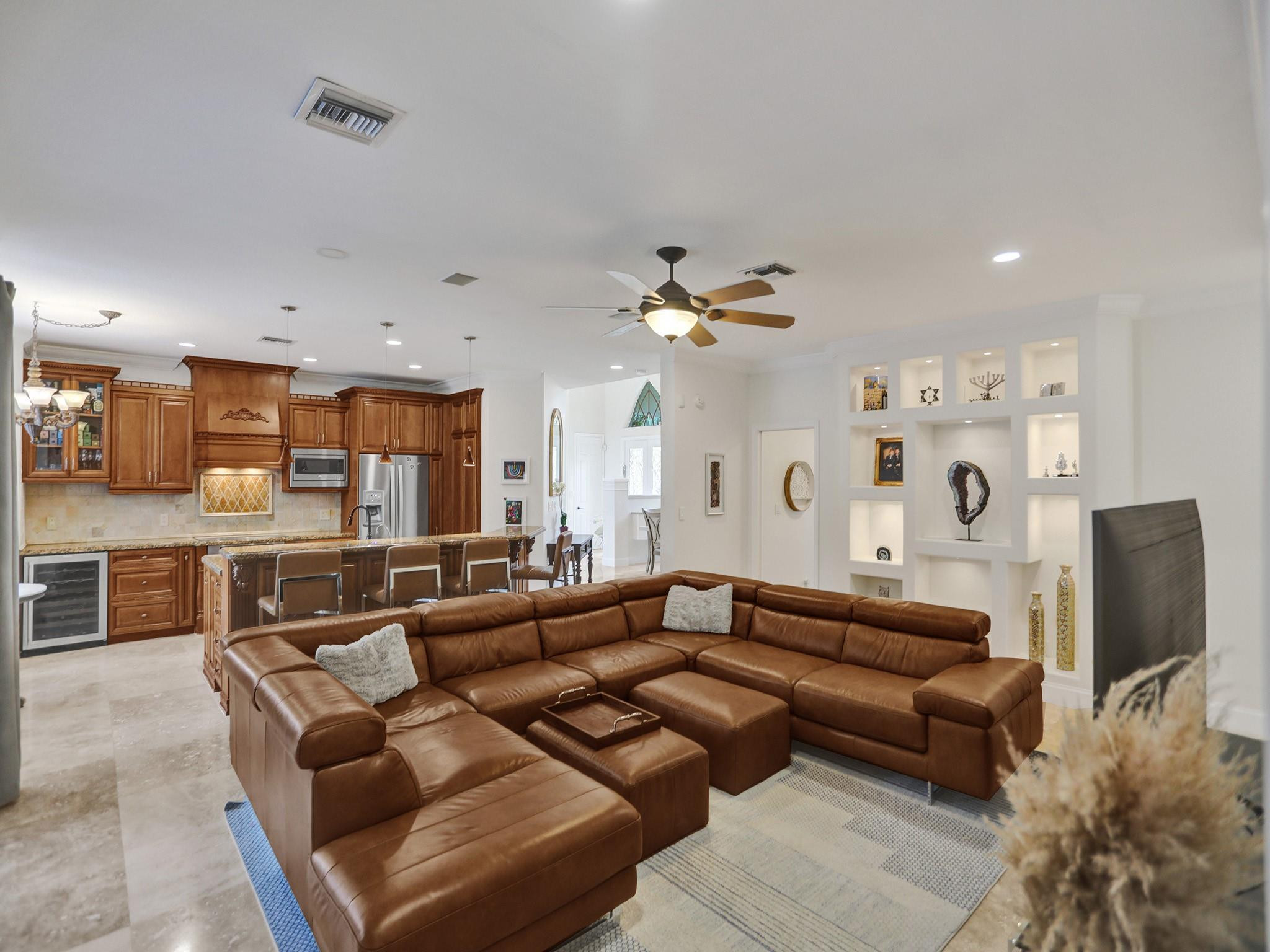 11809 NW 11 Court