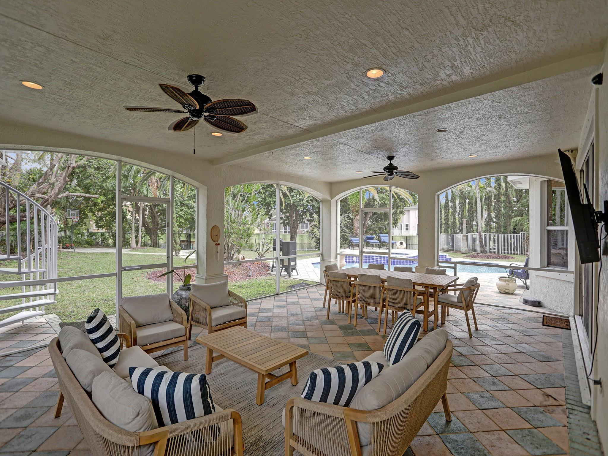 11809 NW 11 Court