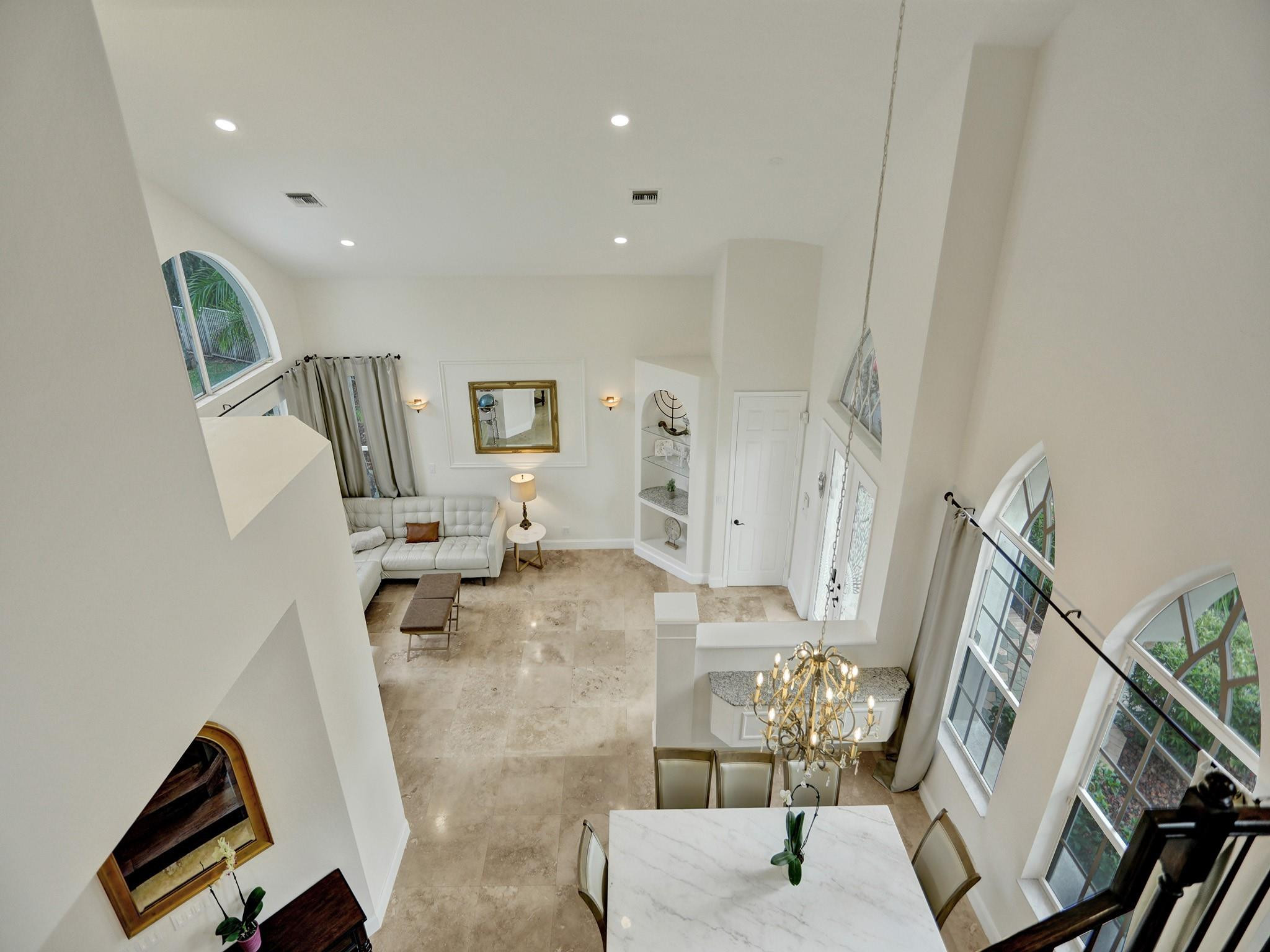 11809 NW 11 Court