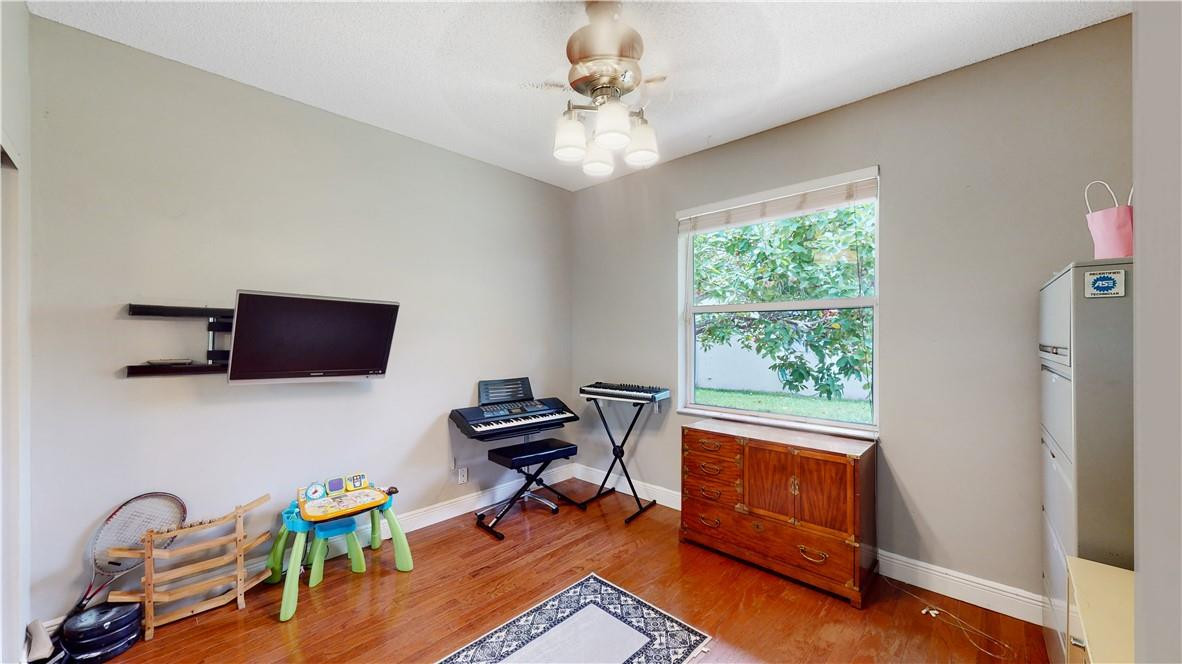 1133 NW 118th Lane