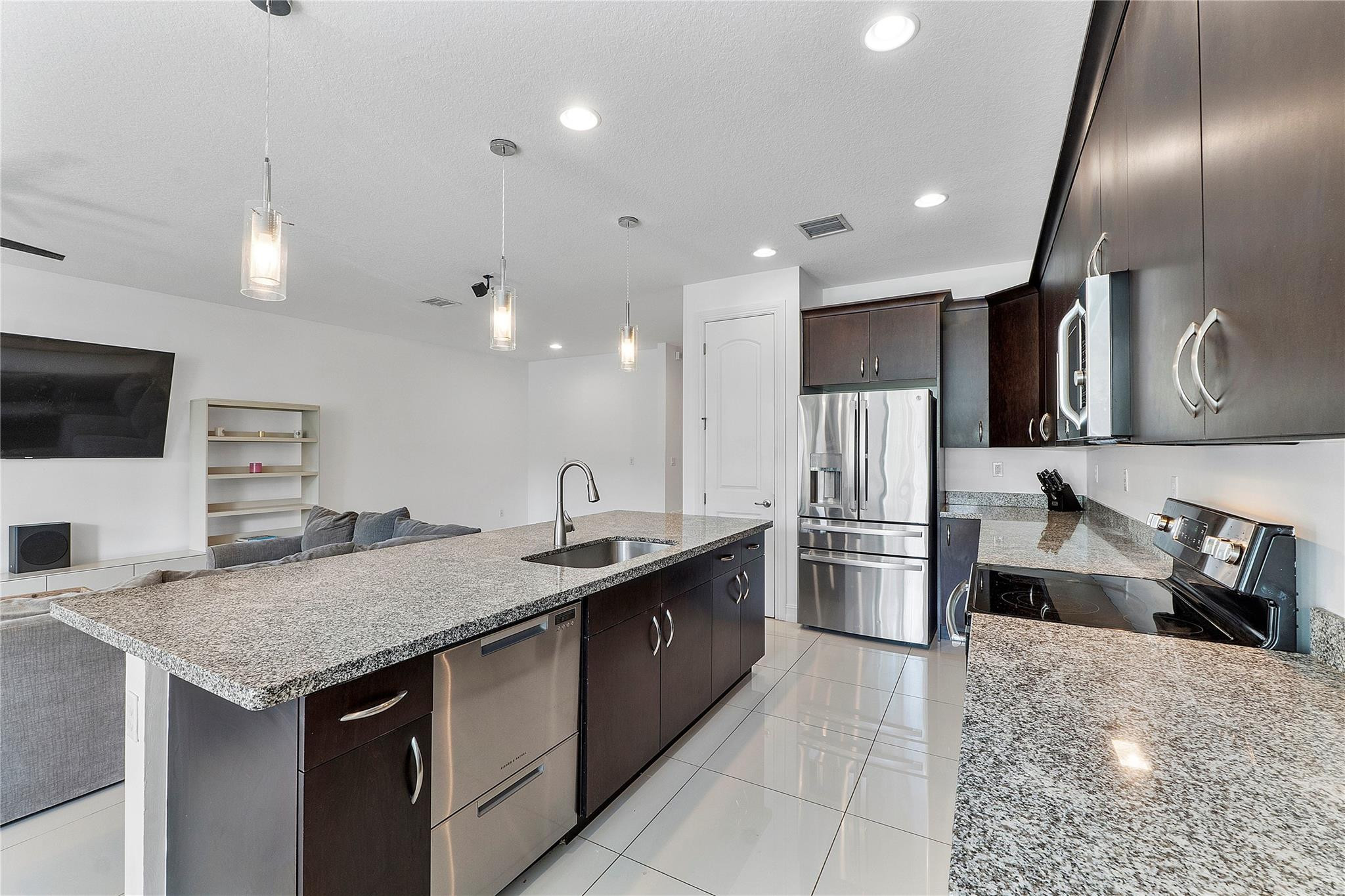 100 NW 69th Circle 93