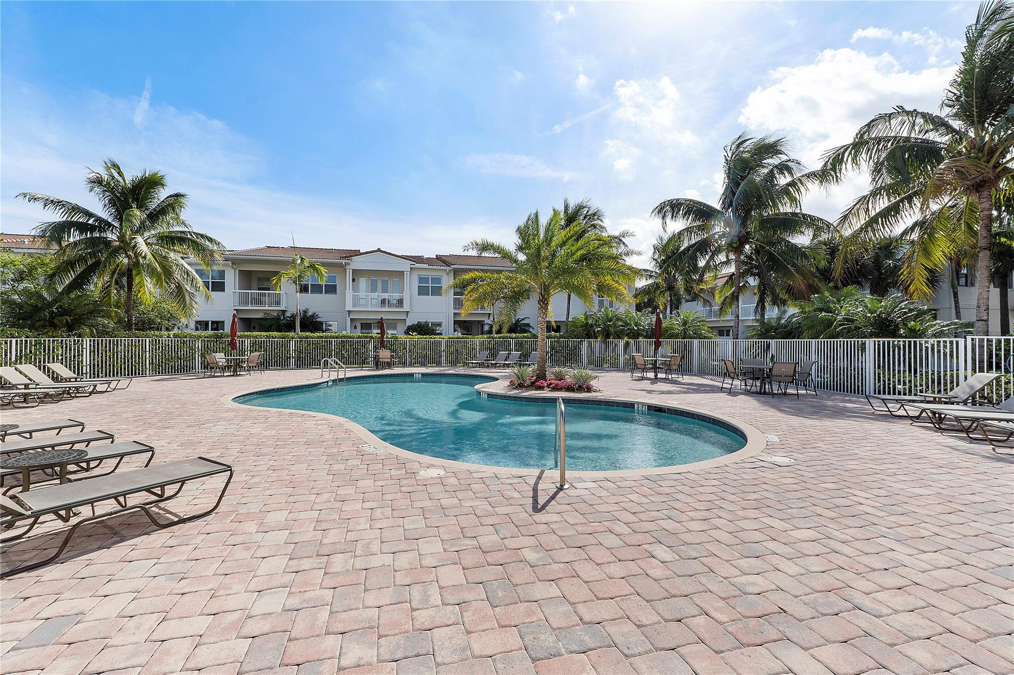 100 NW 69th Circle 93