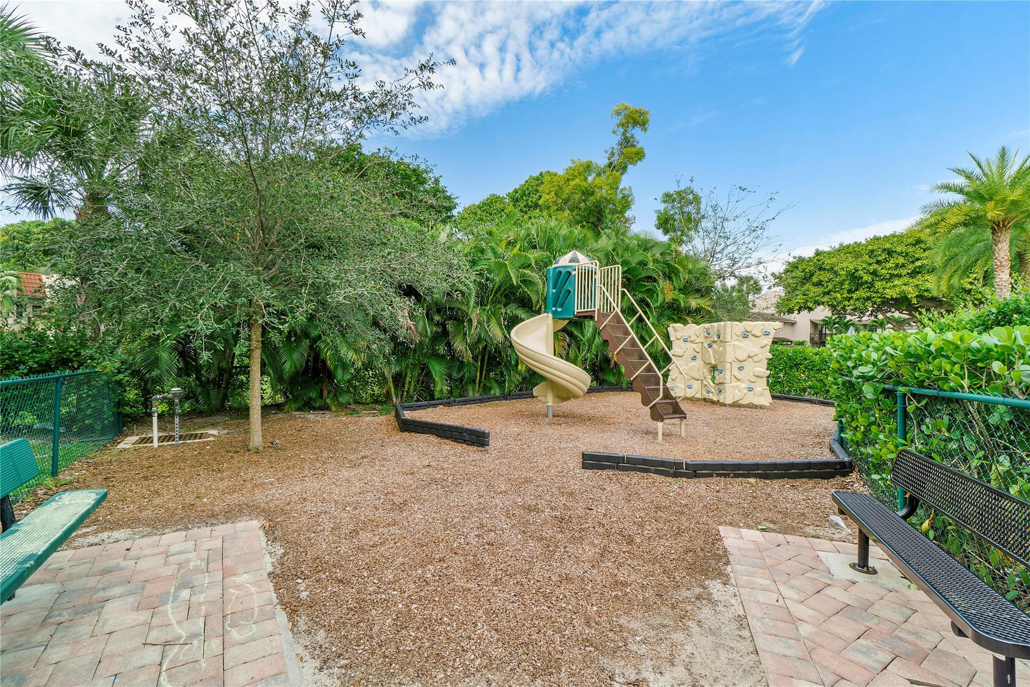 100 NW 69th Circle 93