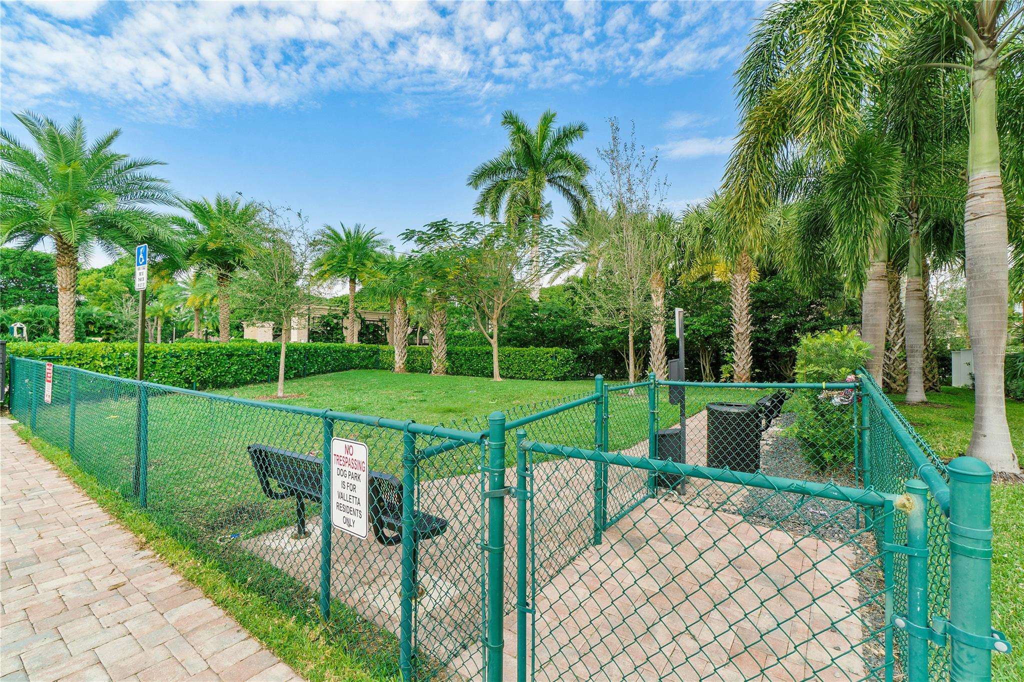100 NW 69th Circle 93