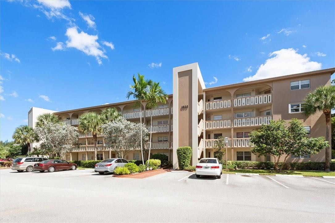 1602 Abaco Drive K2