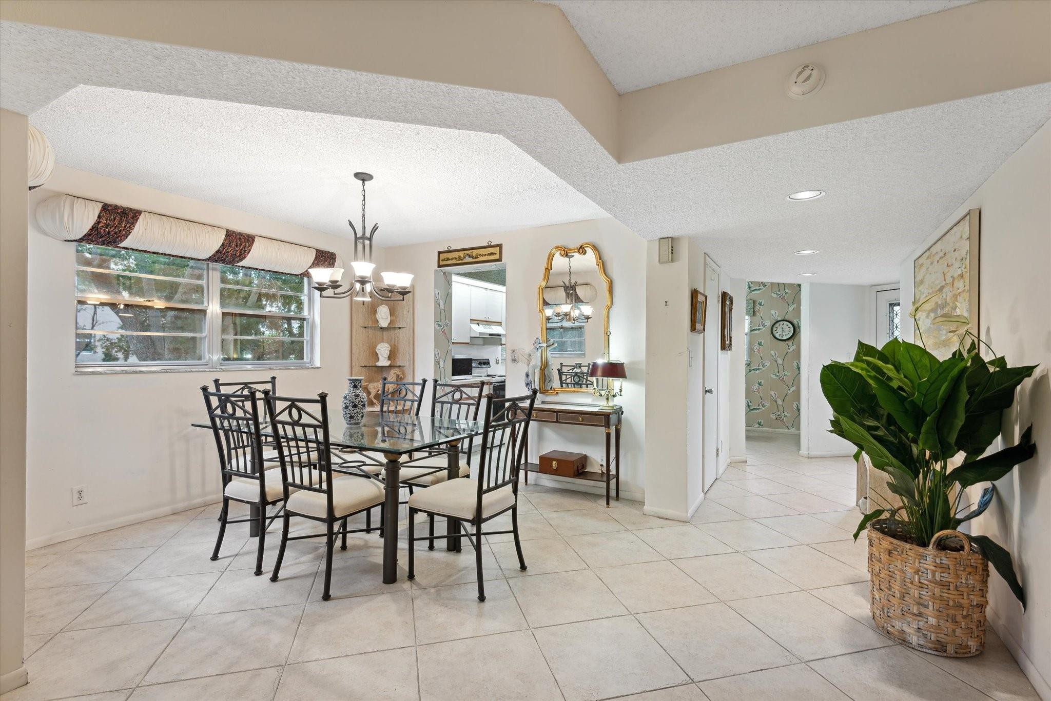 1602 Abaco Drive K2