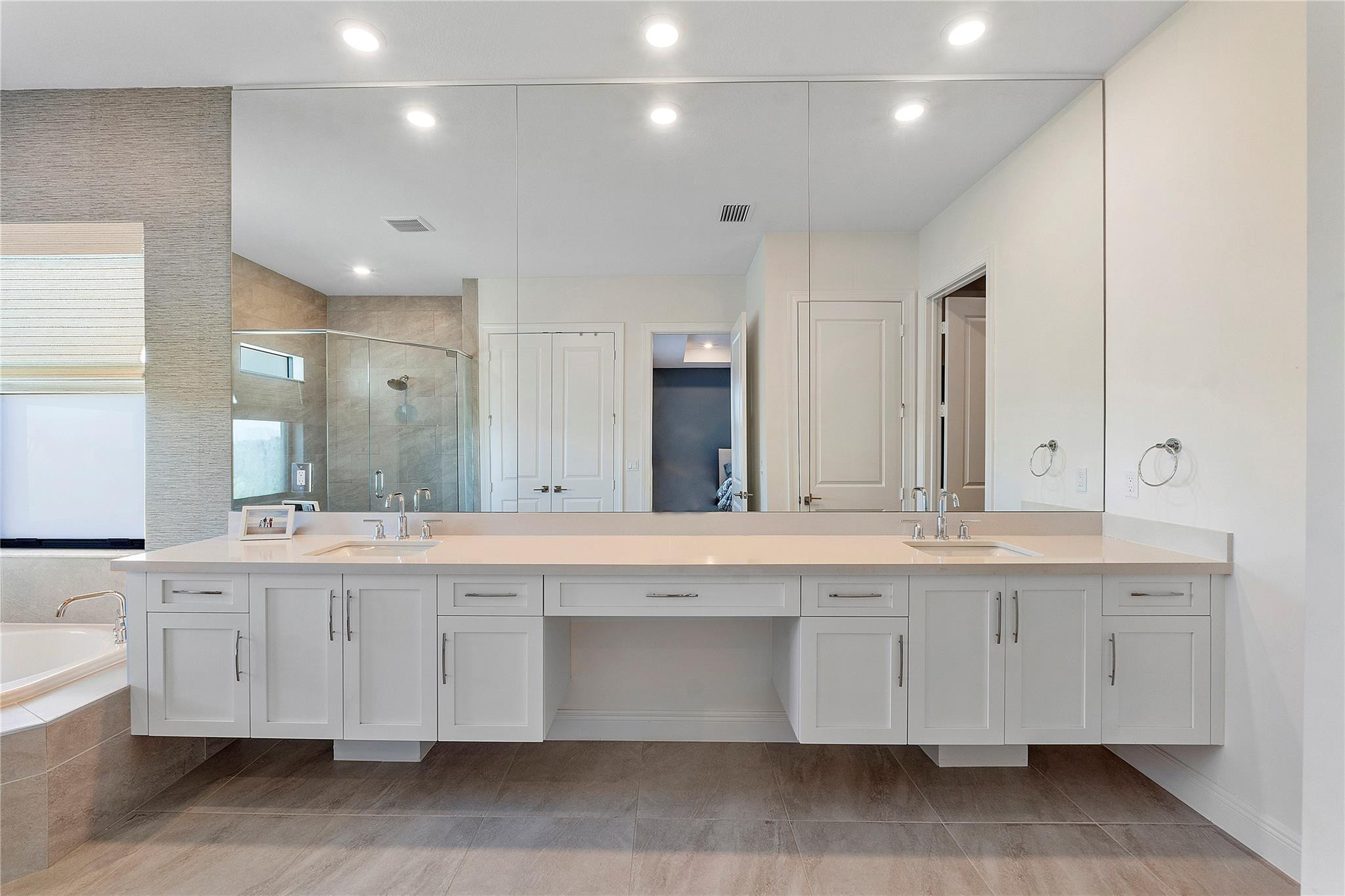 12795 Bayside Court