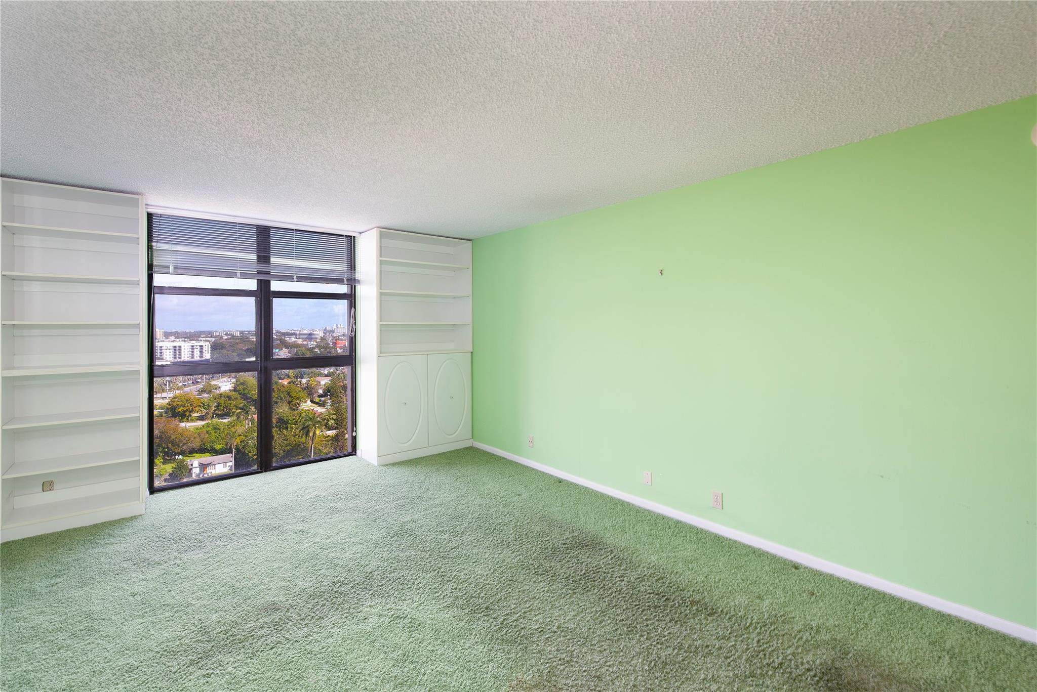 1000 Quayside Terrace 1707