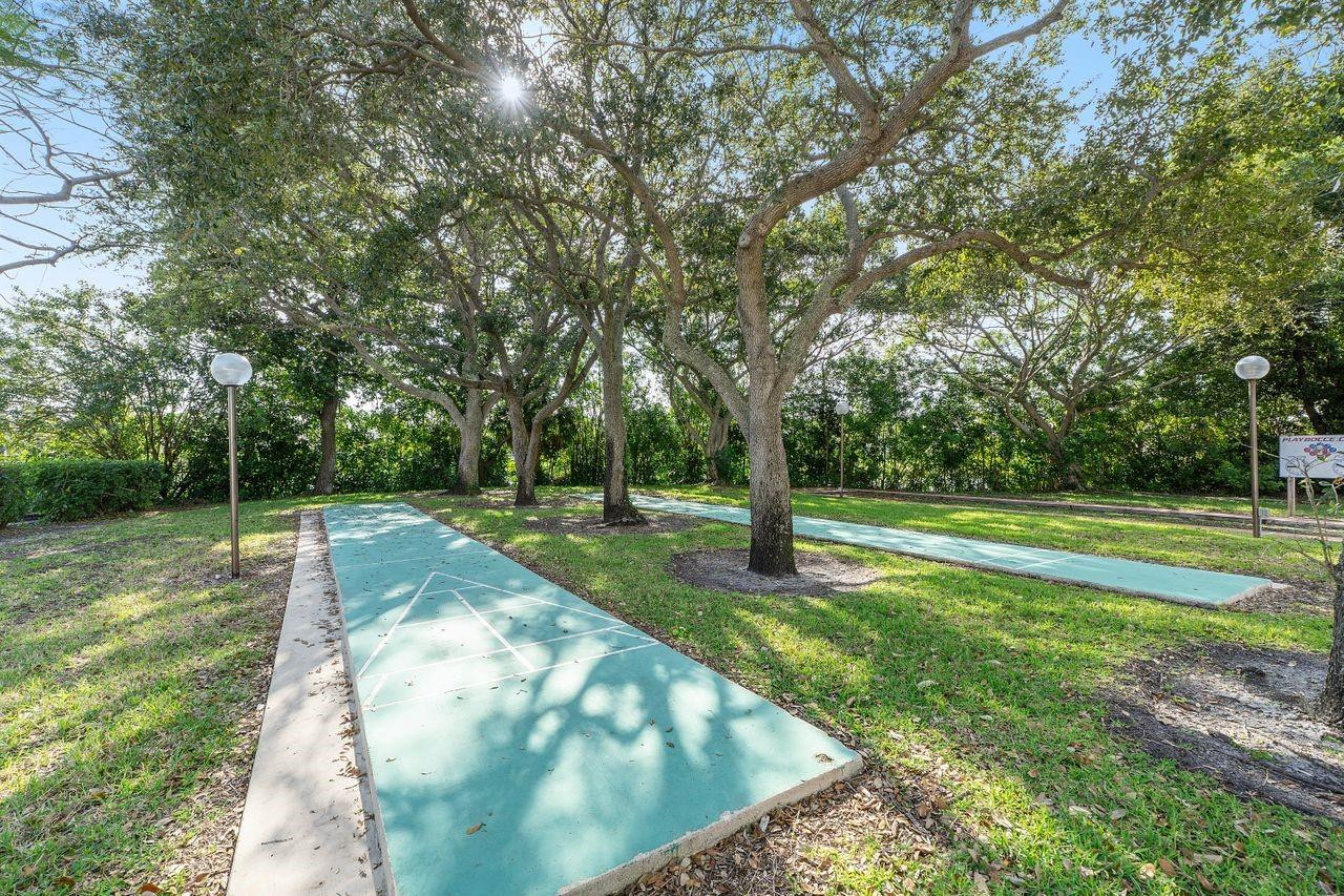609 Lincoln Court 609