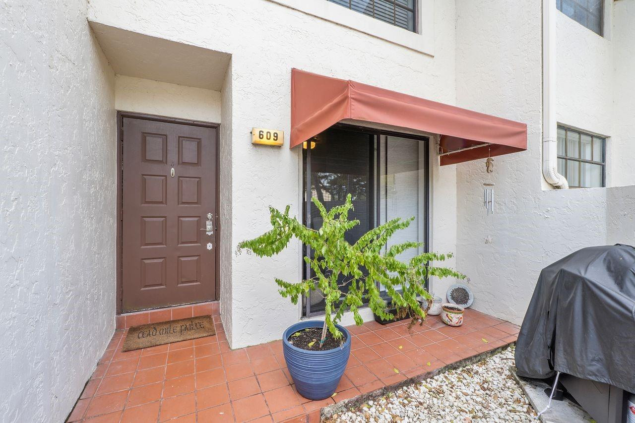 609 Lincoln Court 609