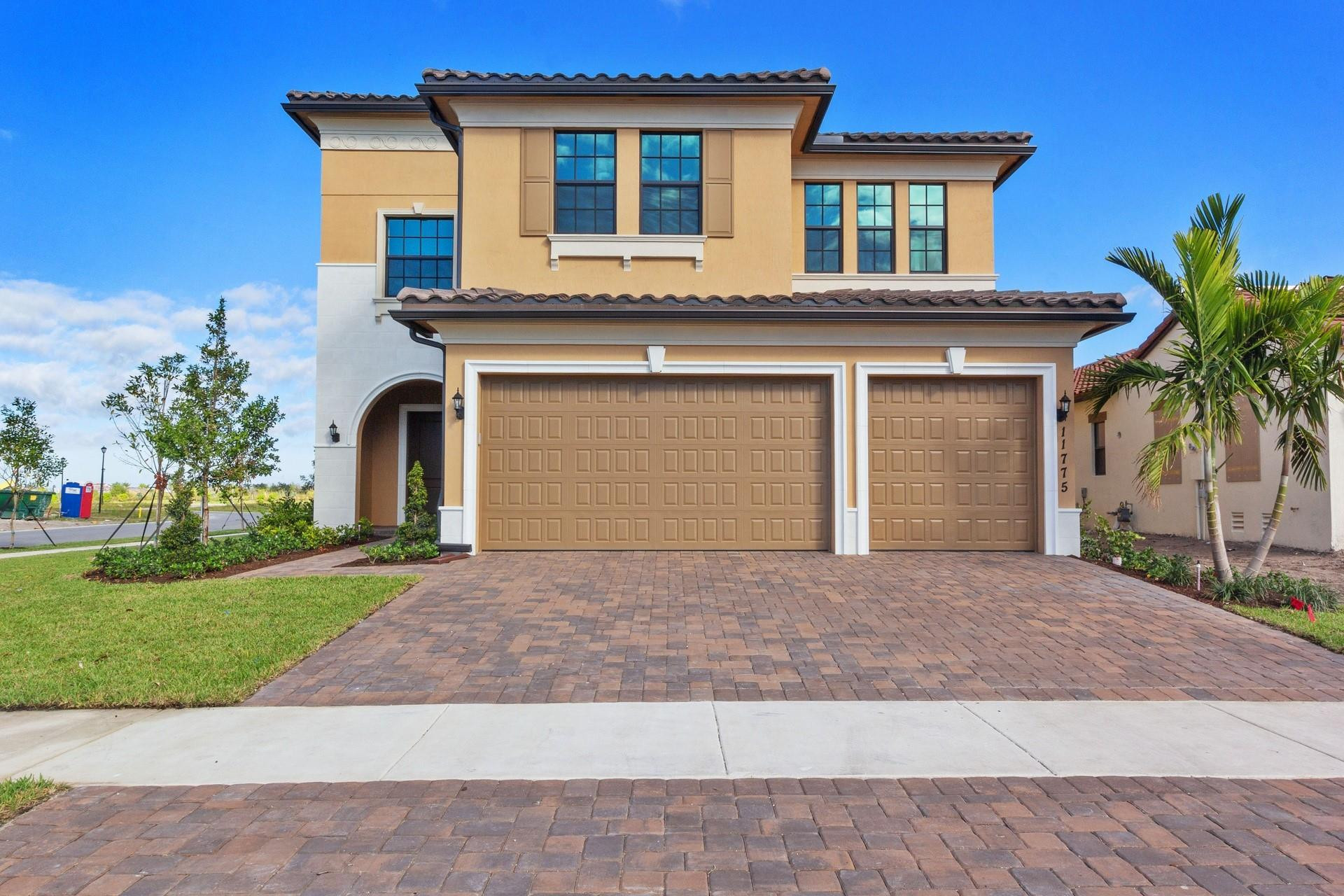 11775 Bayview Circle