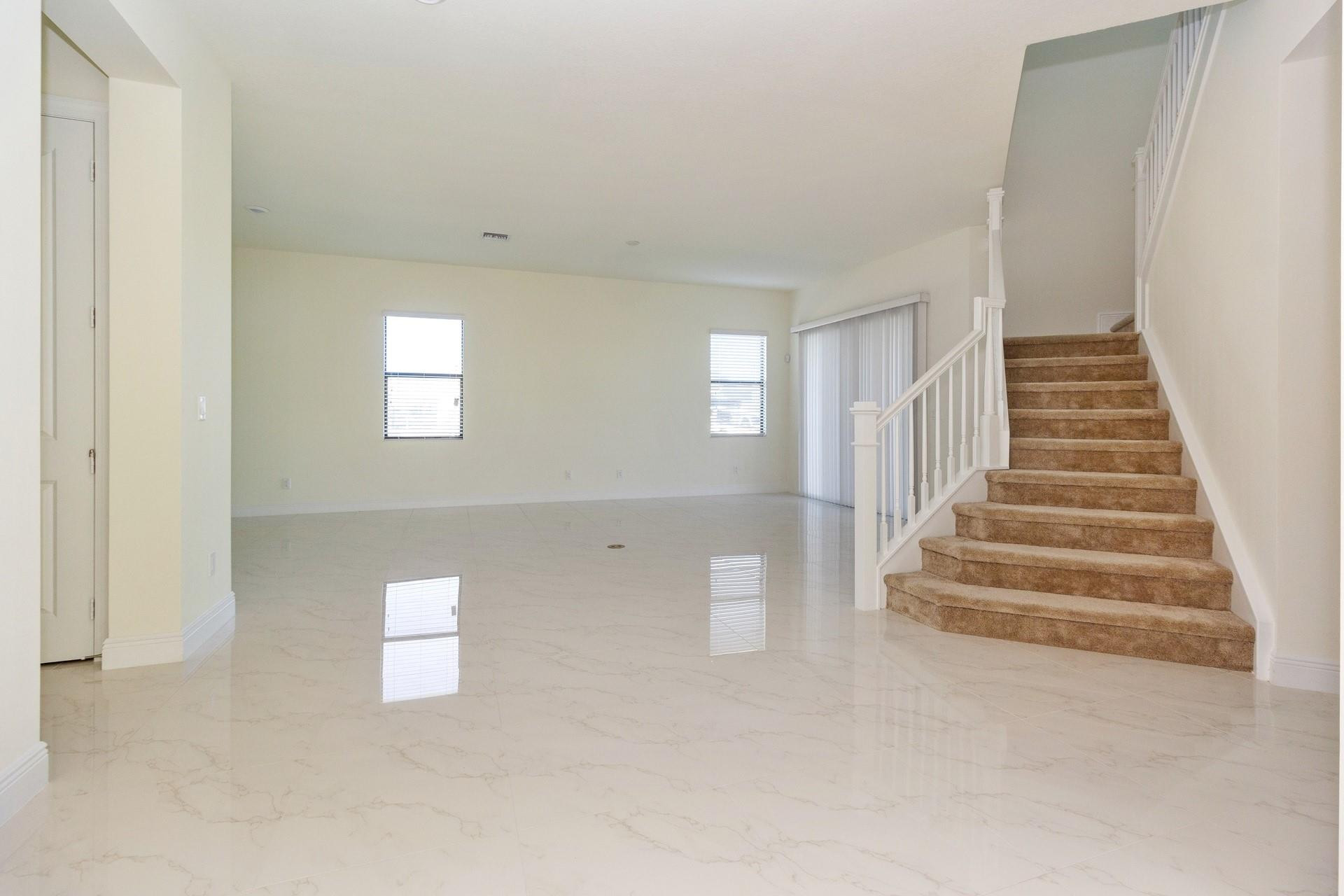 11775 Bayview Circle