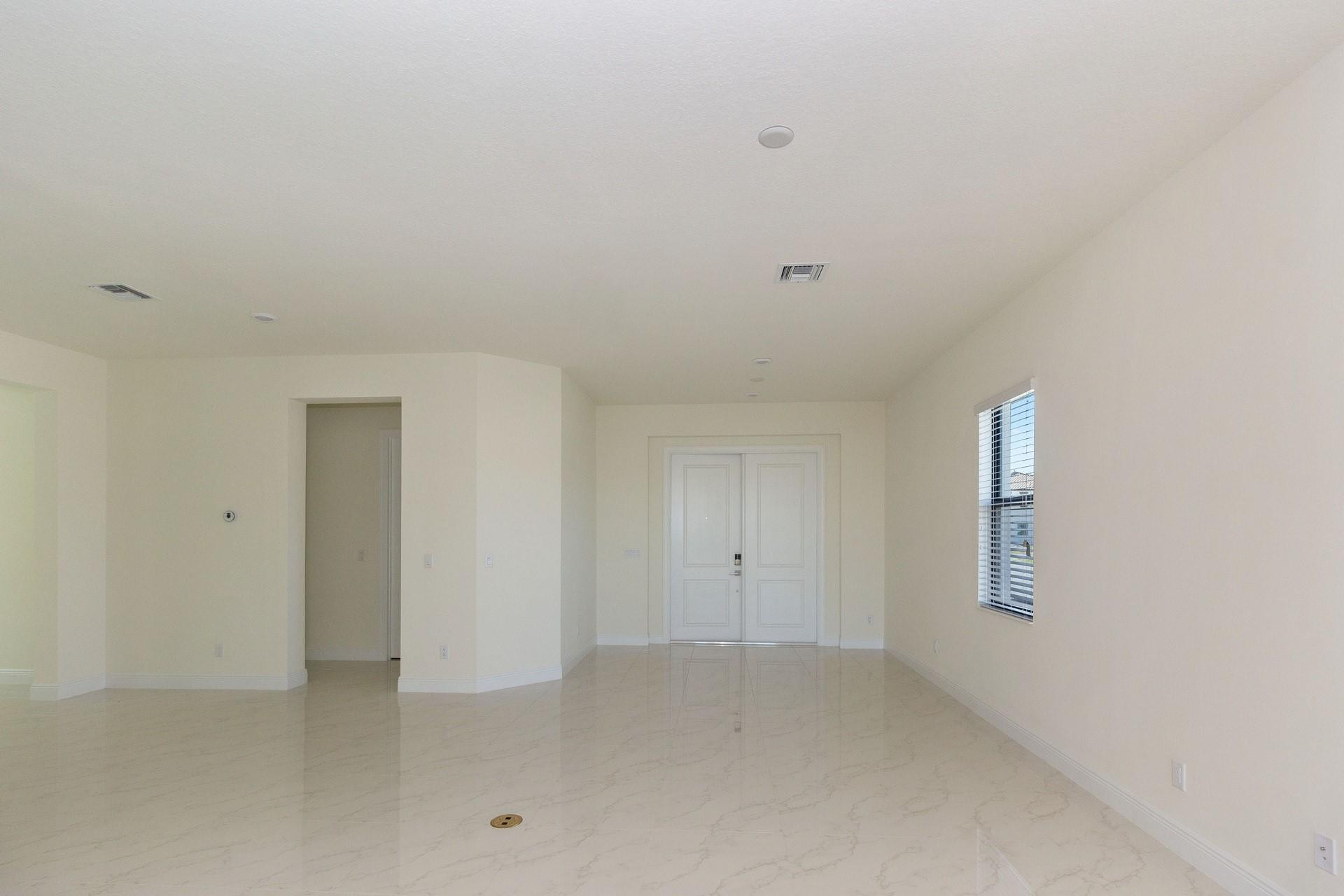 11775 Bayview Circle