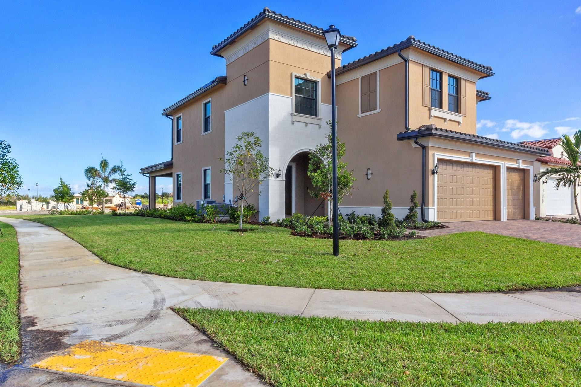 11775 Bayview Circle