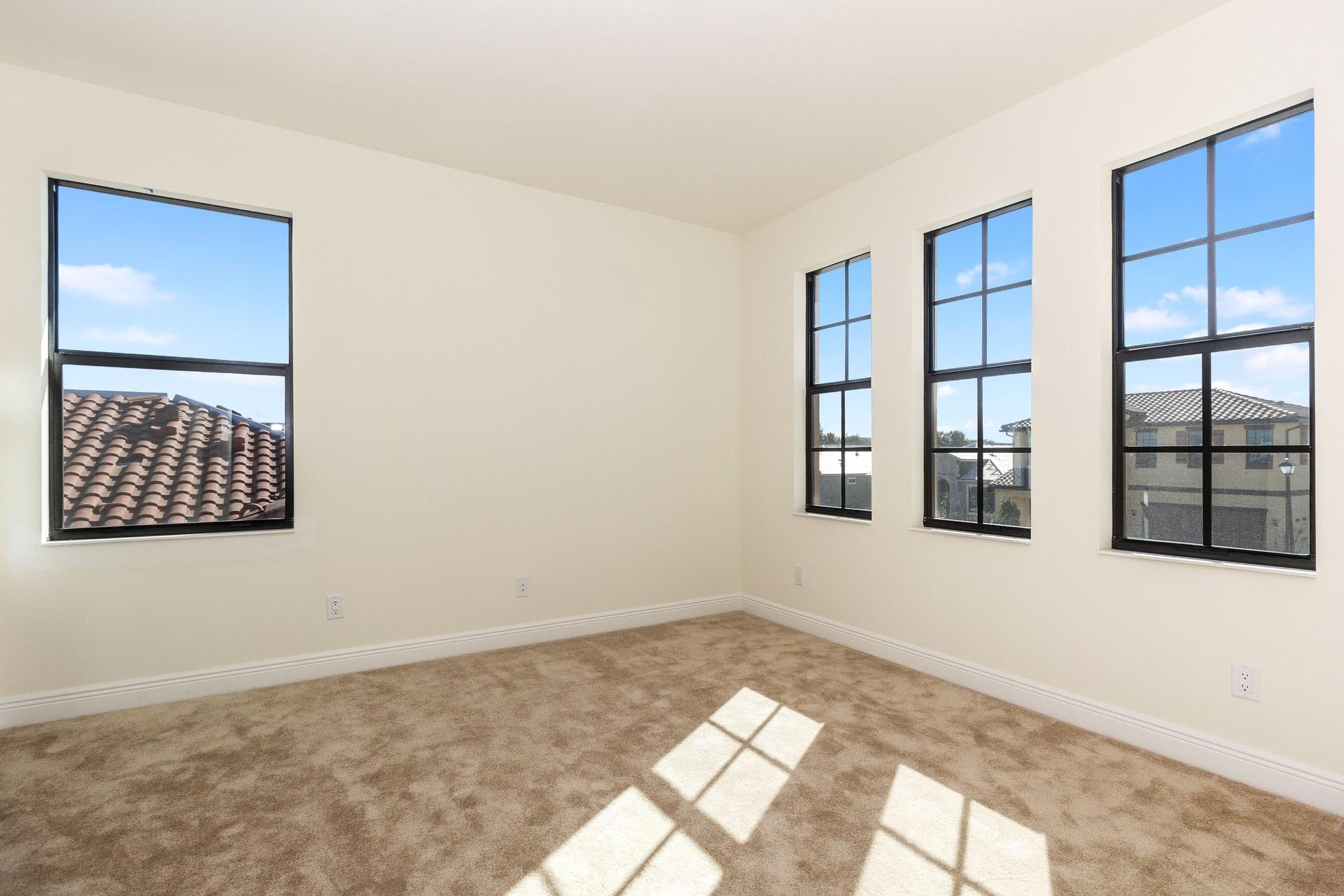 11775 Bayview Circle