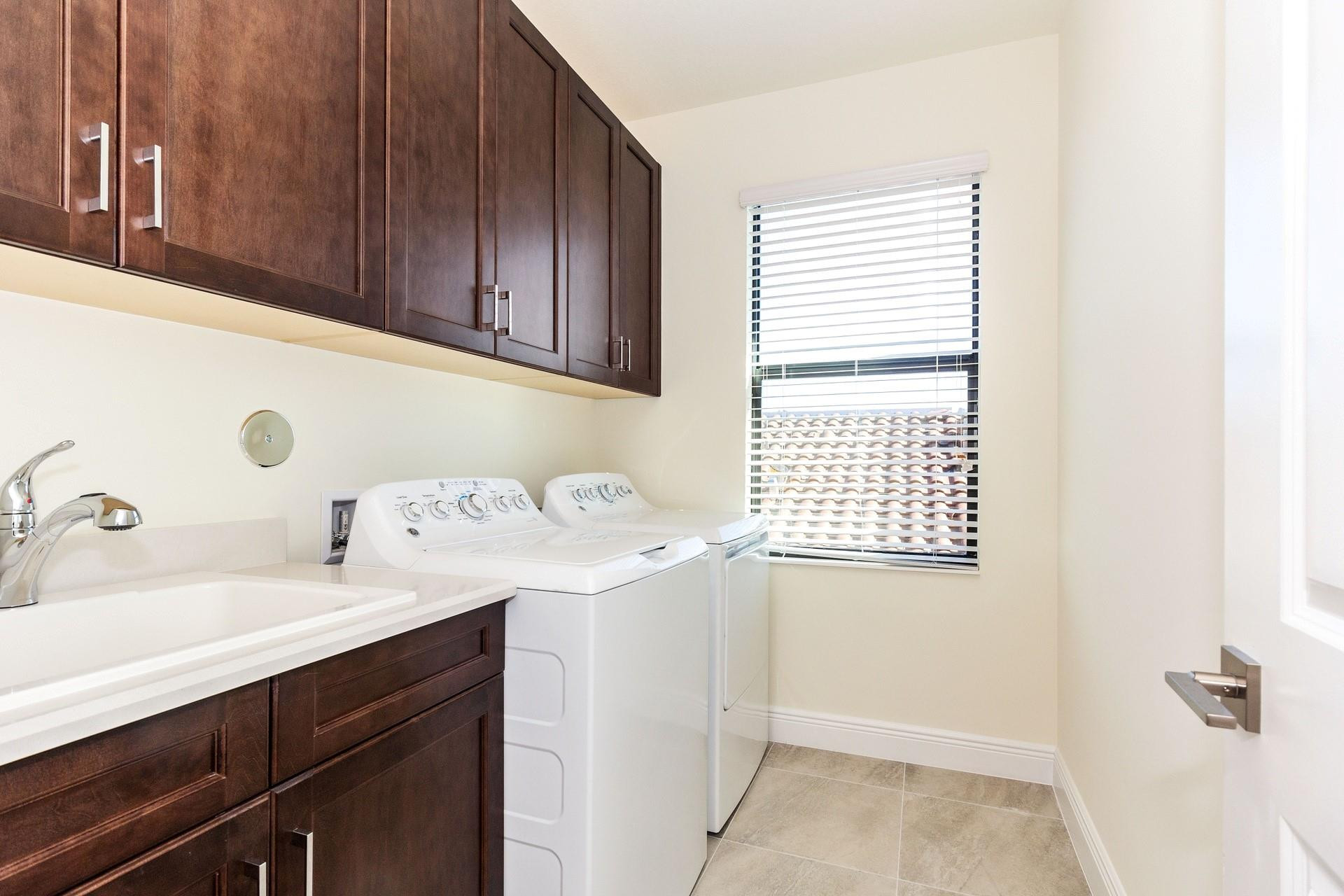 11775 Bayview Circle