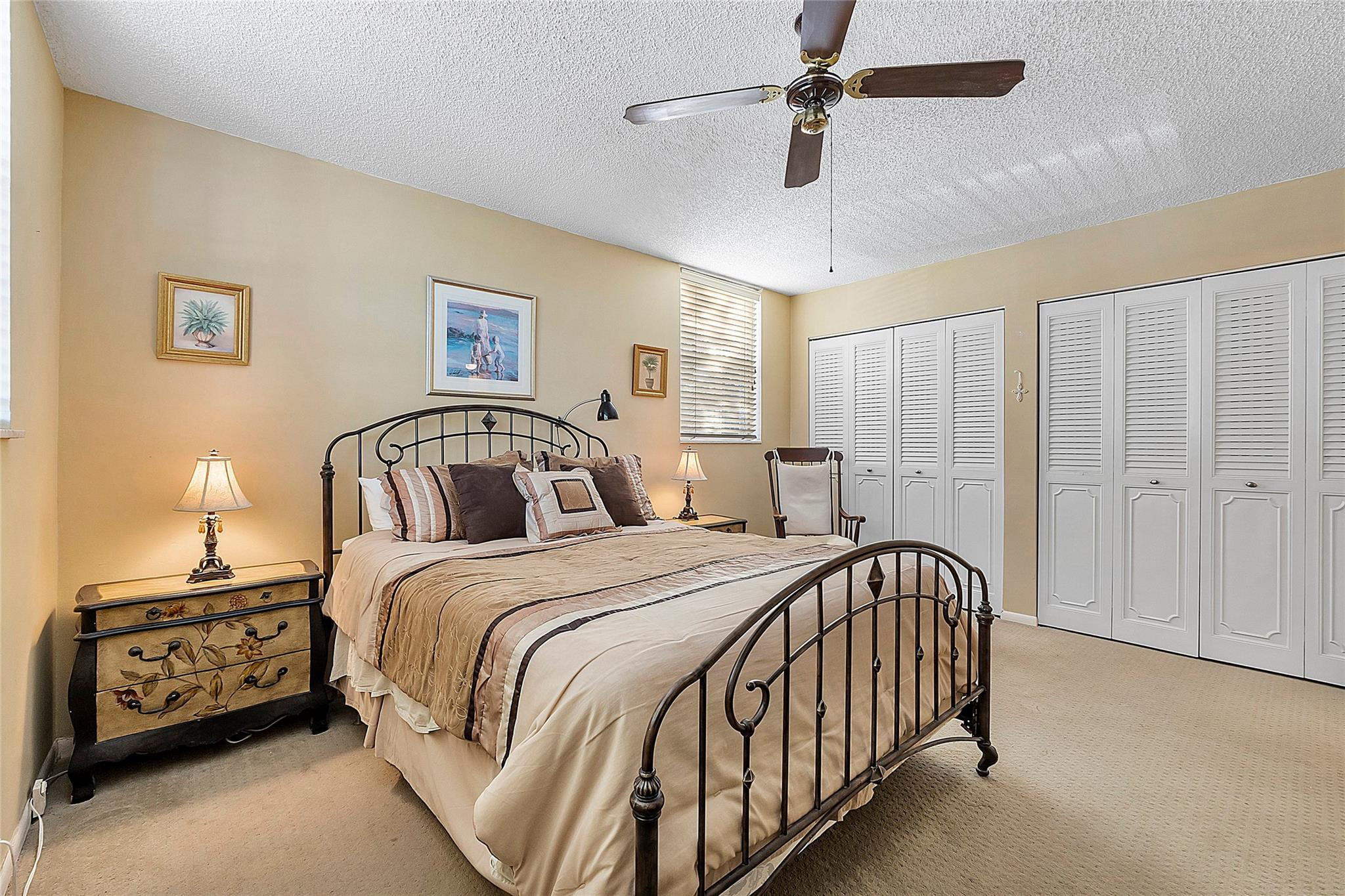 3130 W Holiday Springs Boulevard 201