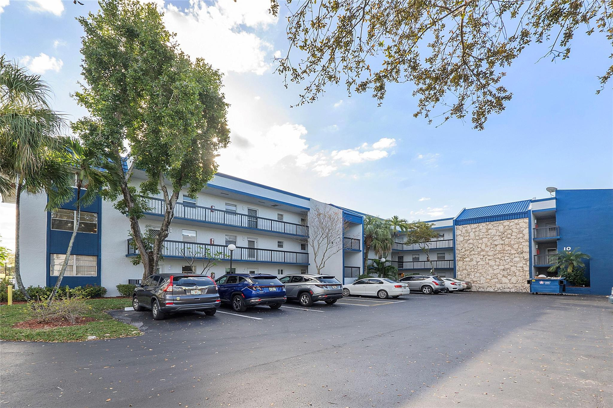 3130 W Holiday Springs Boulevard 201