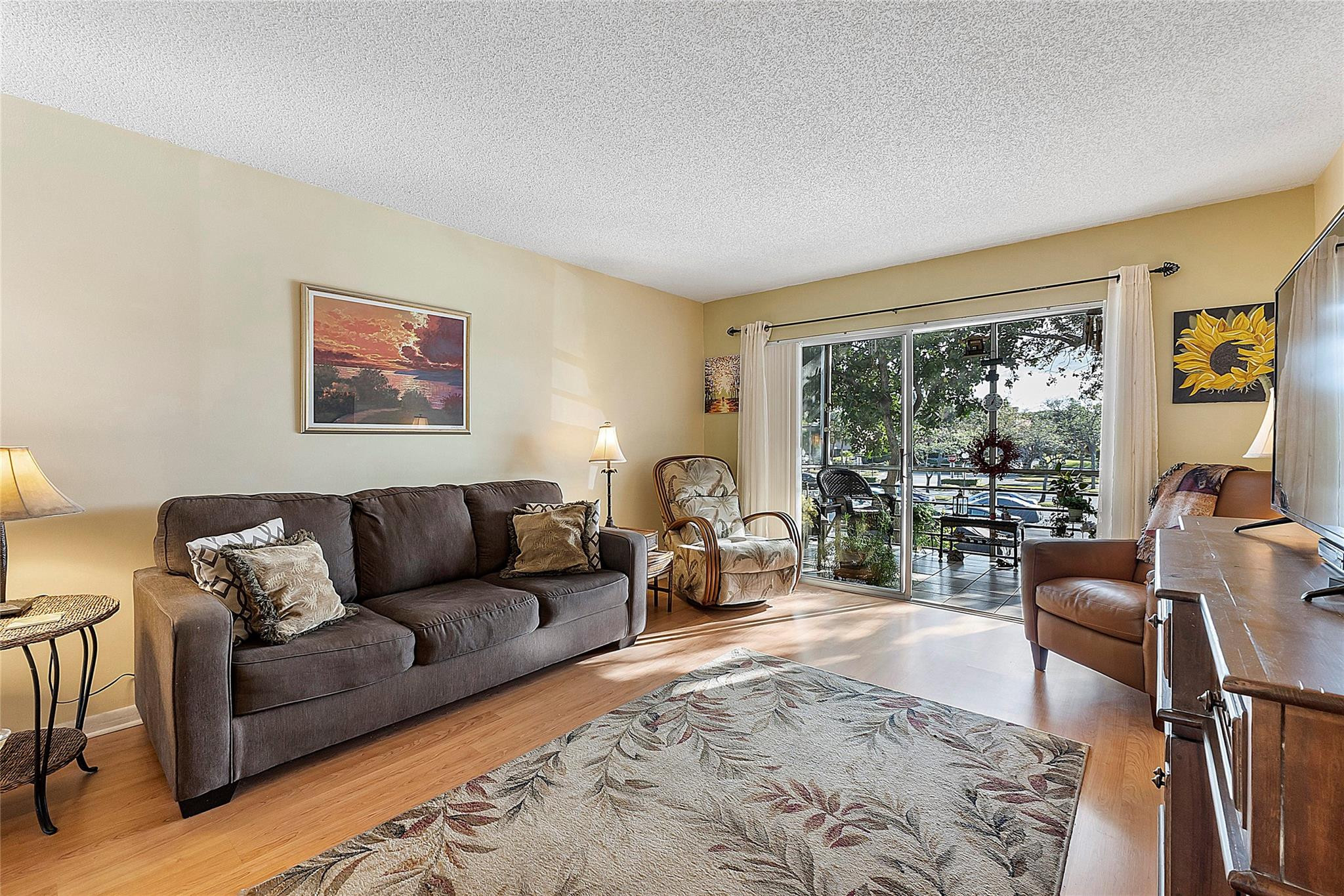3130 W Holiday Springs Boulevard 201