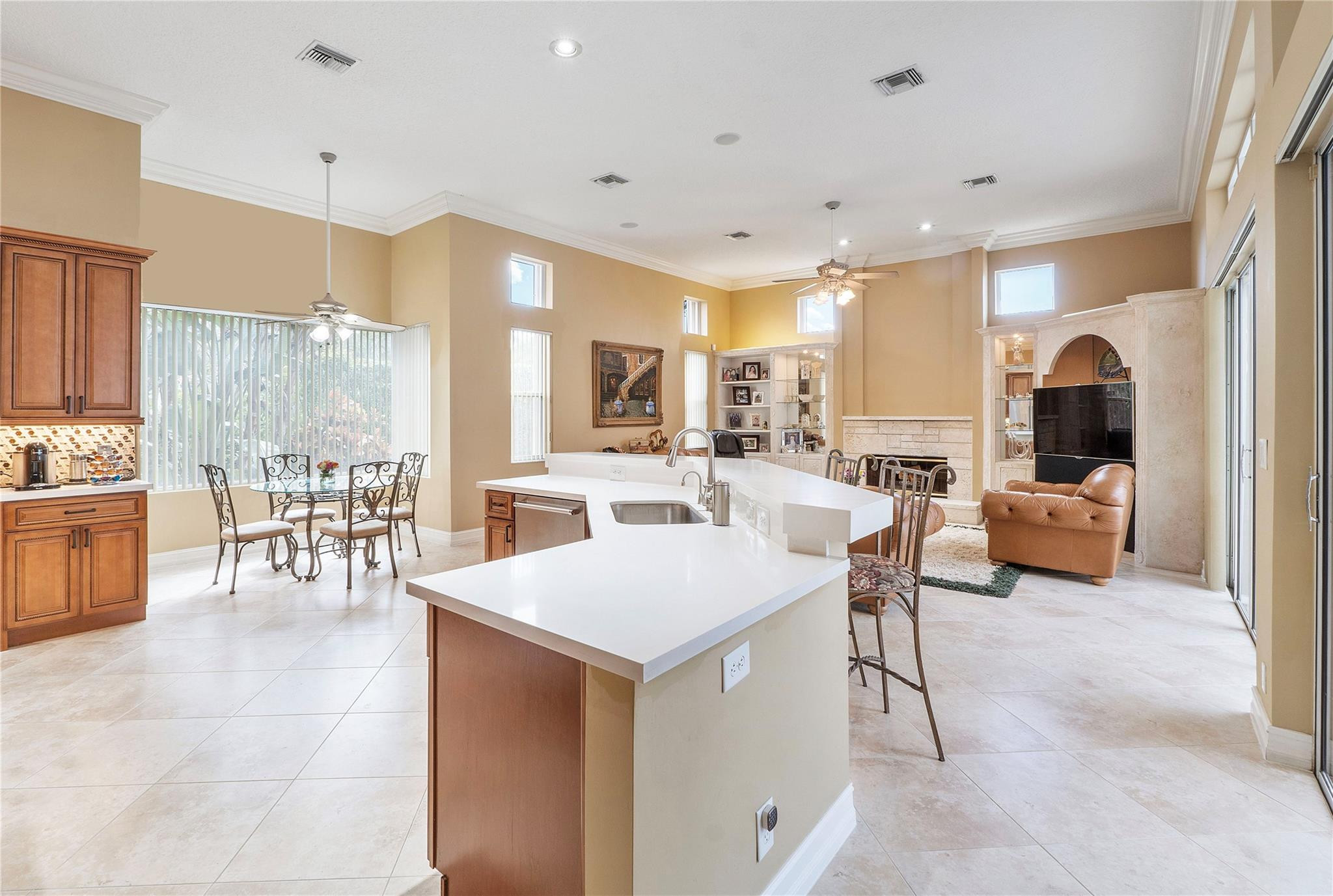 10120 NW 59th Court