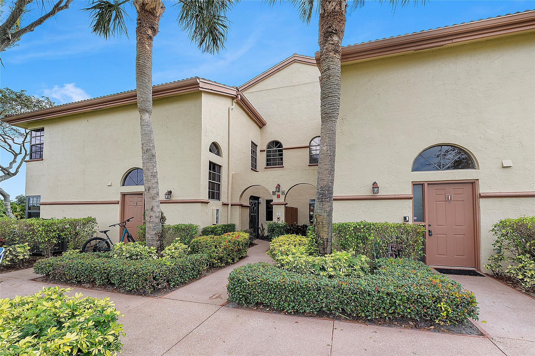 5243 Europa Drive B