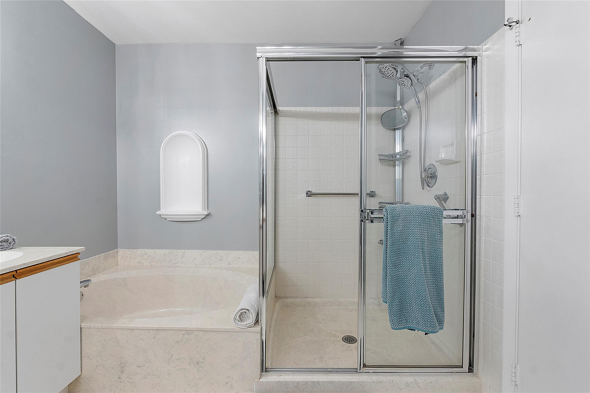 5243 Europa Drive B
